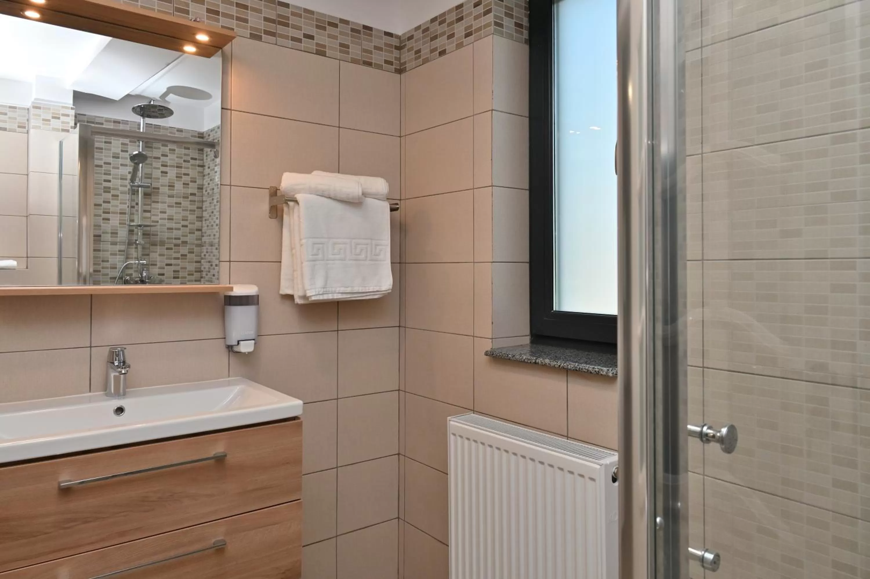 Shower in Durau Residence