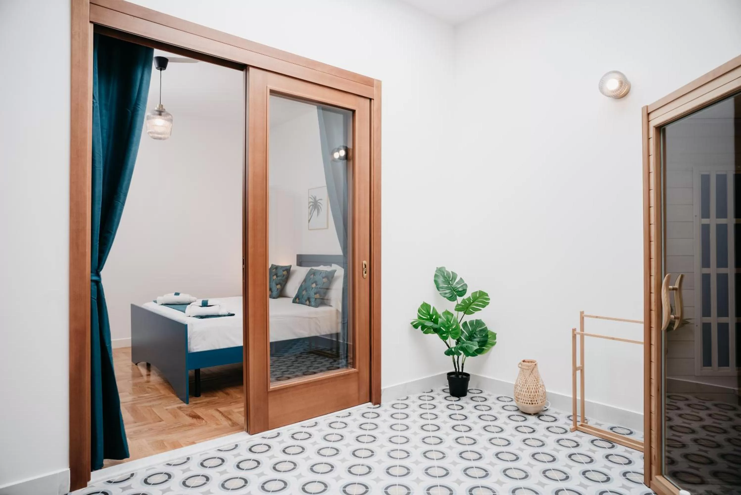 Photo of the whole room, Bed in Vista Napoli Residence by Casa Napoletana