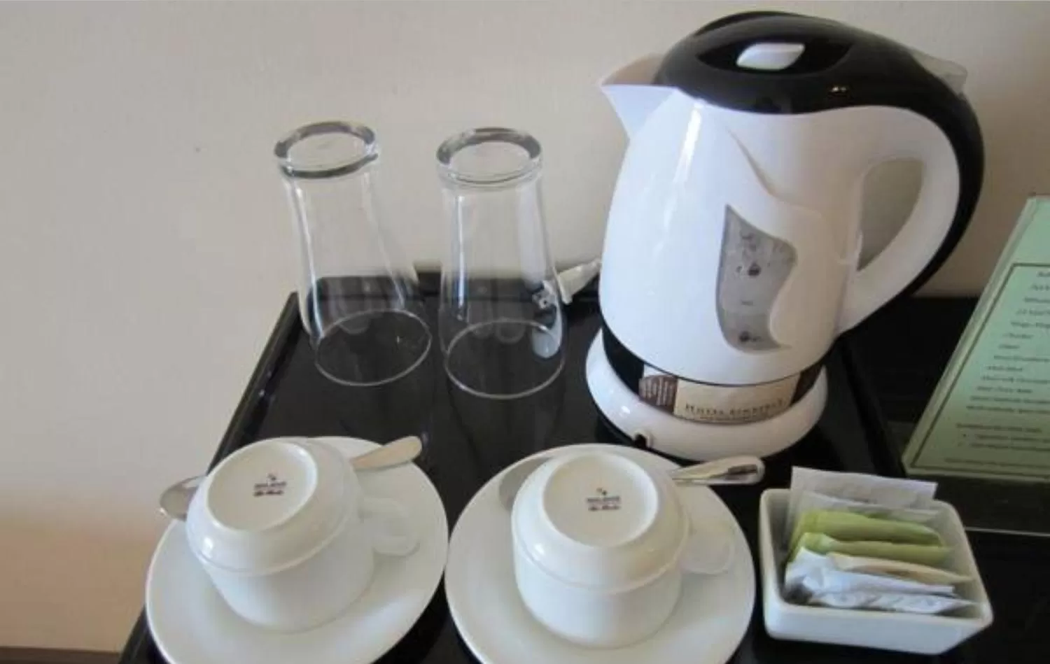 Coffee/tea facilities in Hotel Kimberly Tagaytay