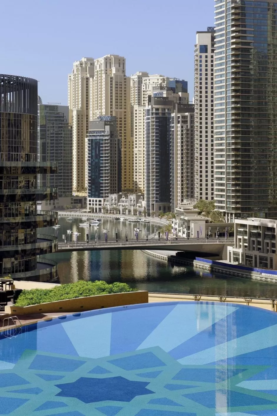Swimming pool in Emaar Residences Dubai Marina by Qstay - formerly Address Dubai Marina
