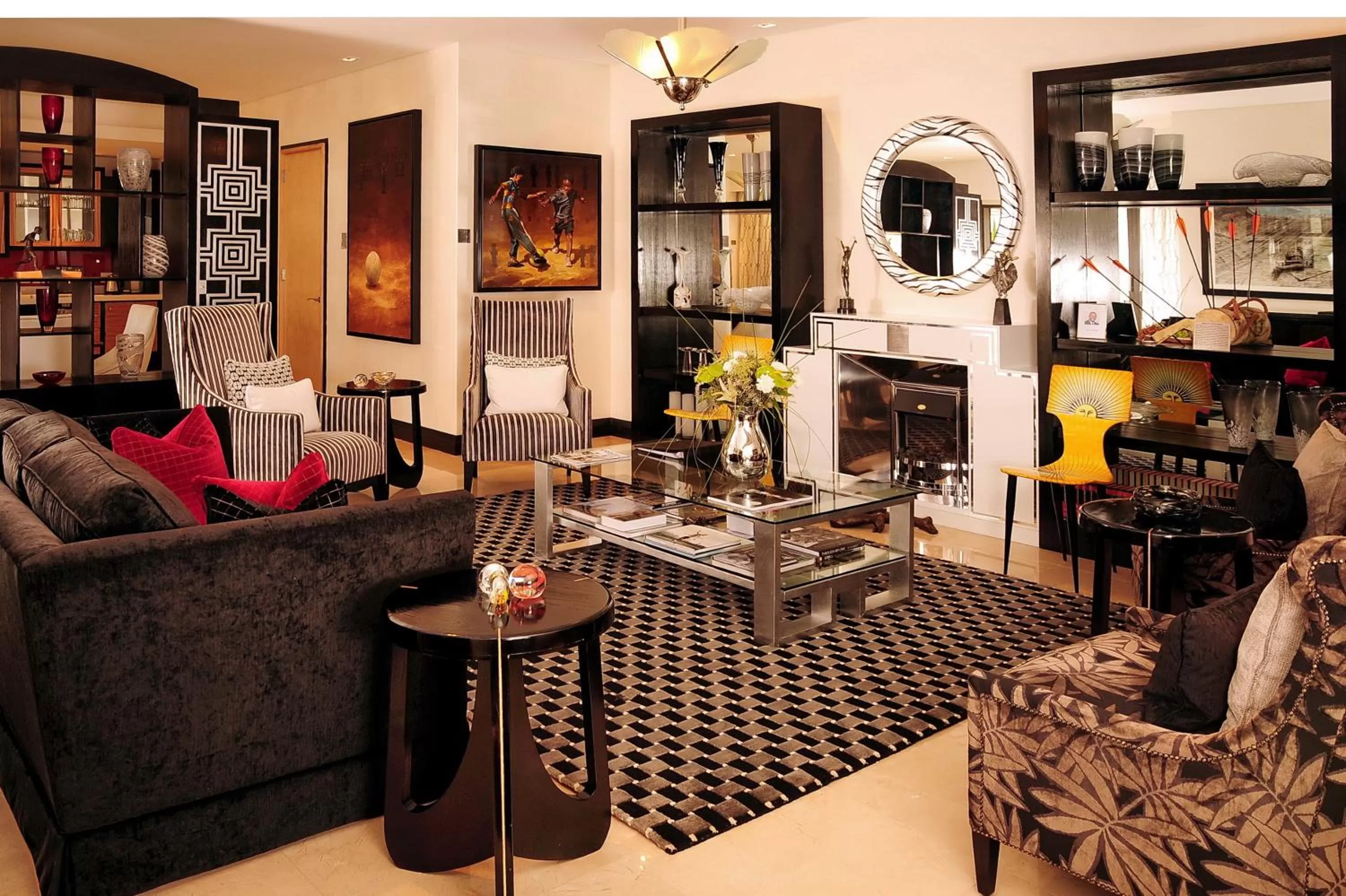 Living room in No5 Boutique Art Hotel by Mantis