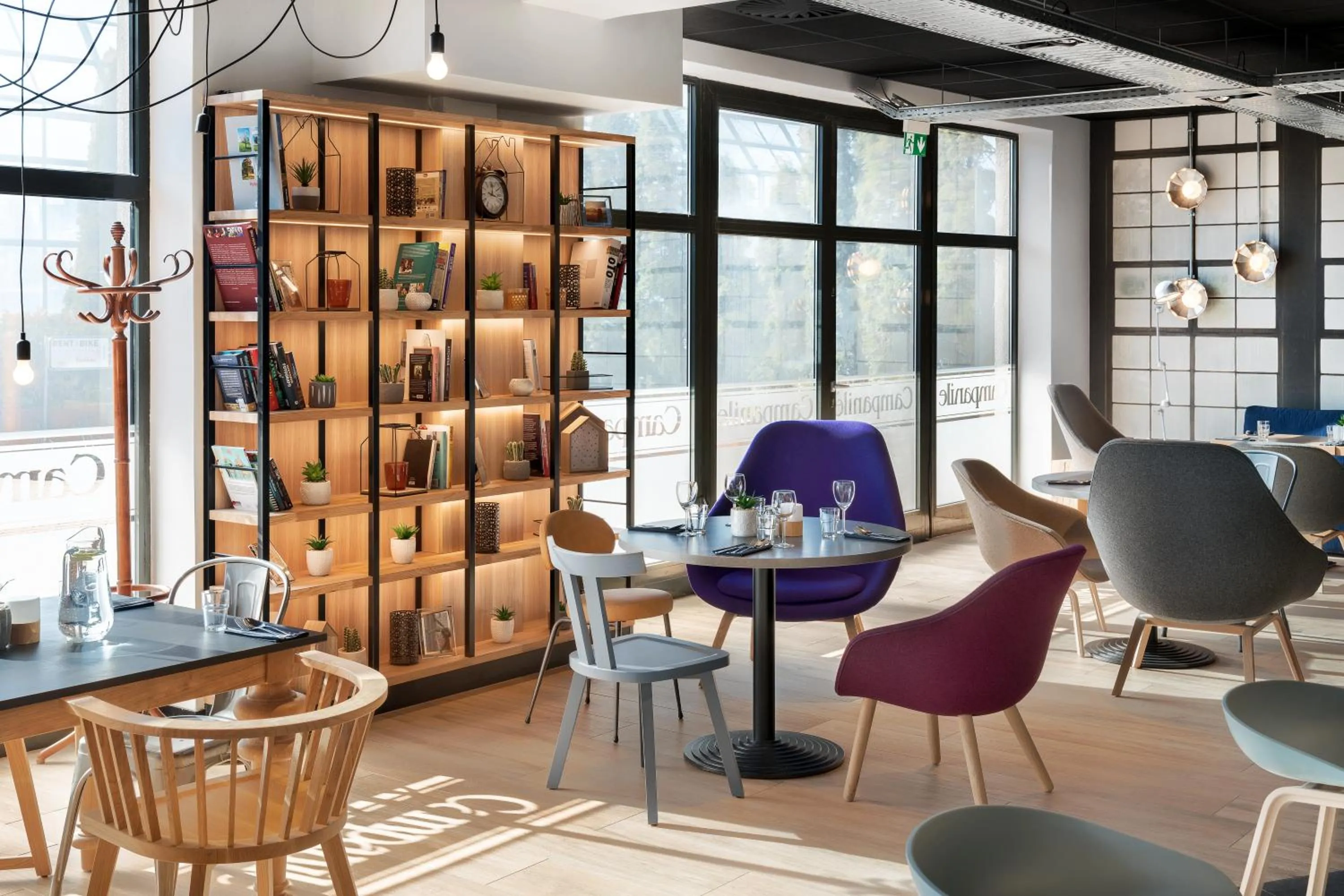 Lounge or bar in Campanile Katowice