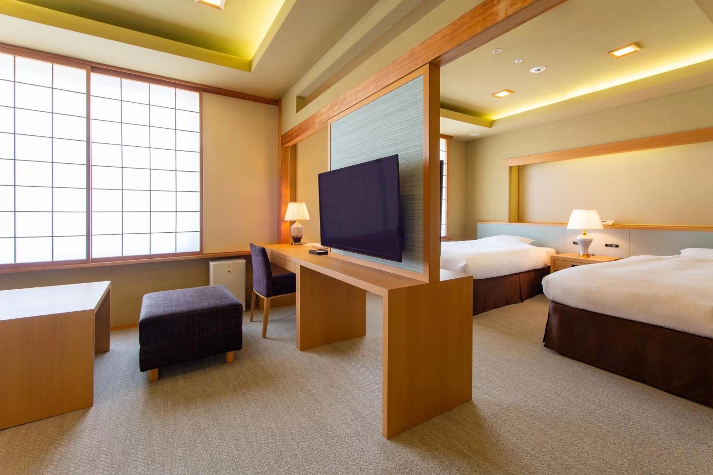 Photo of the whole room, Bed in Premier Hotel Mojiko