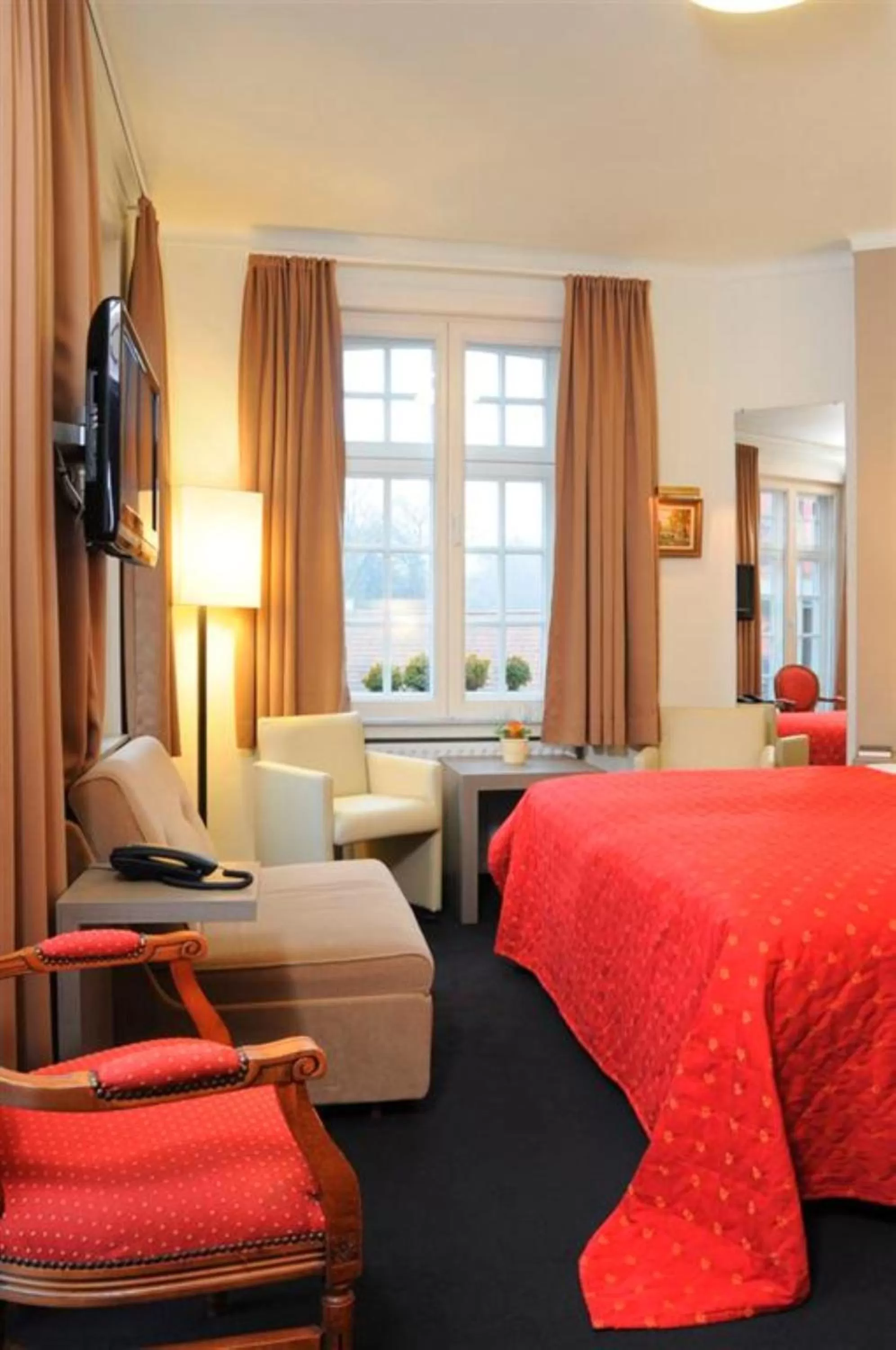 Bed in Hotel Albert I