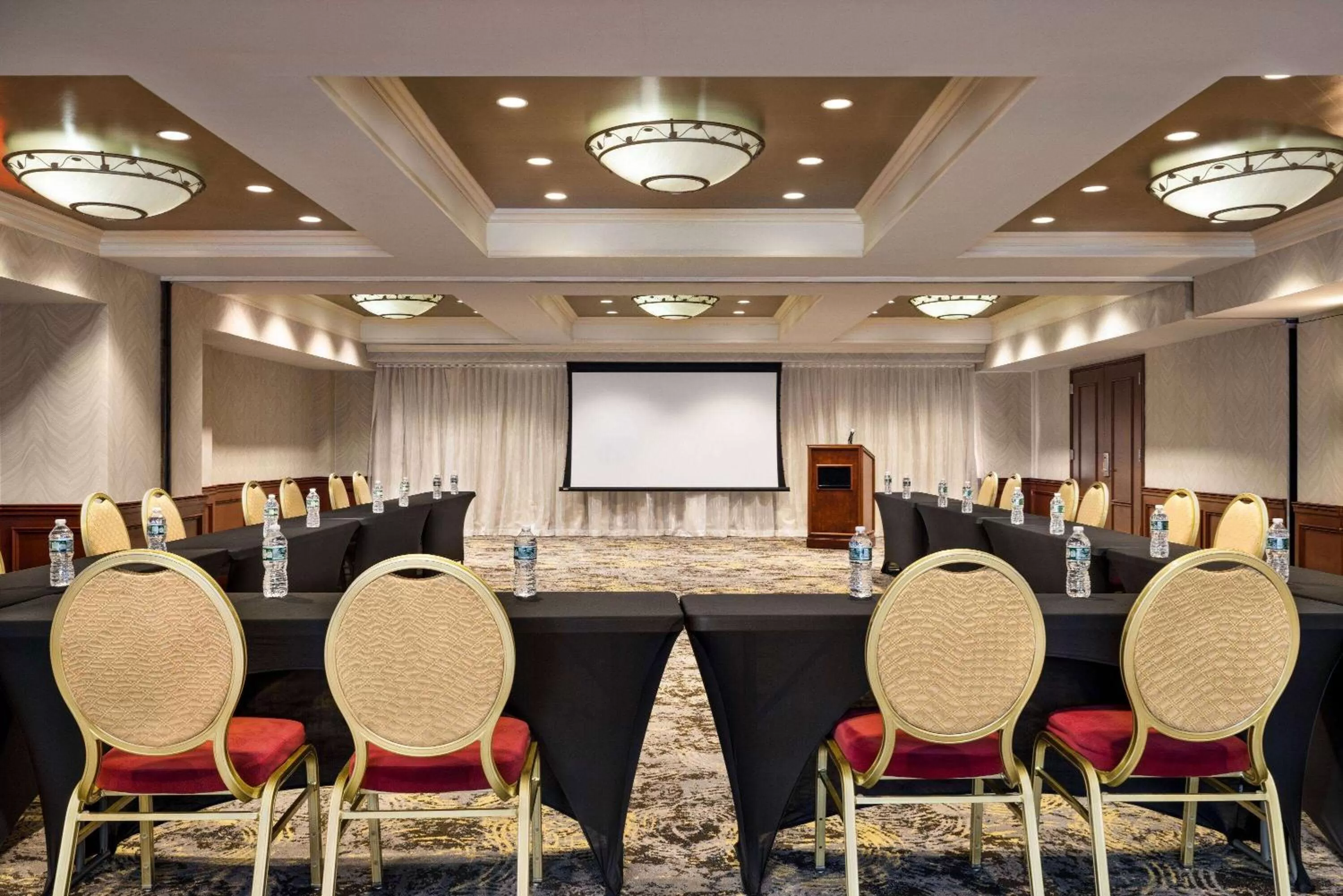 Meeting/conference room in Viana Hotel and Spa, Trademark Collection by Wyndham
