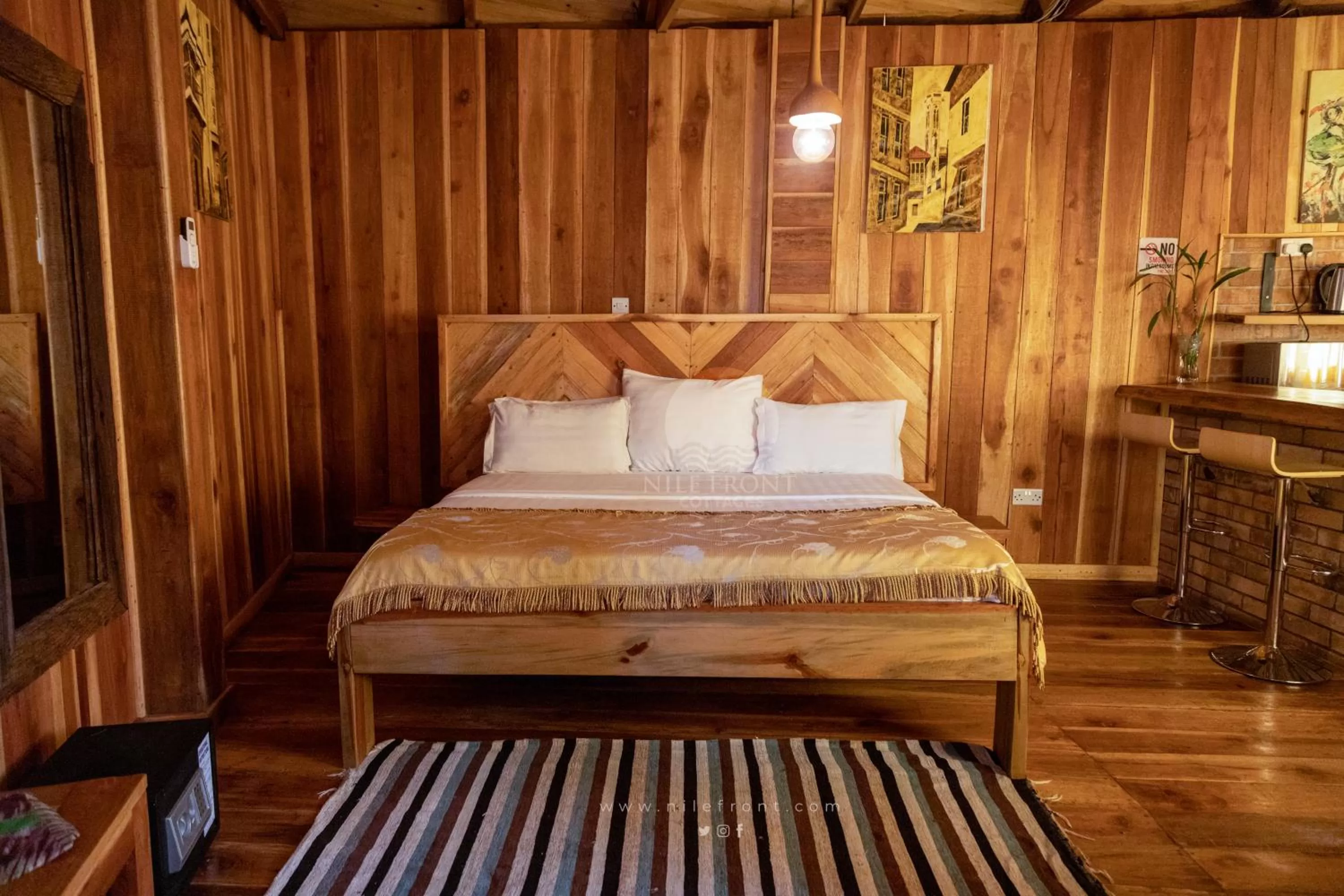 Bed in Nile Front Cottages