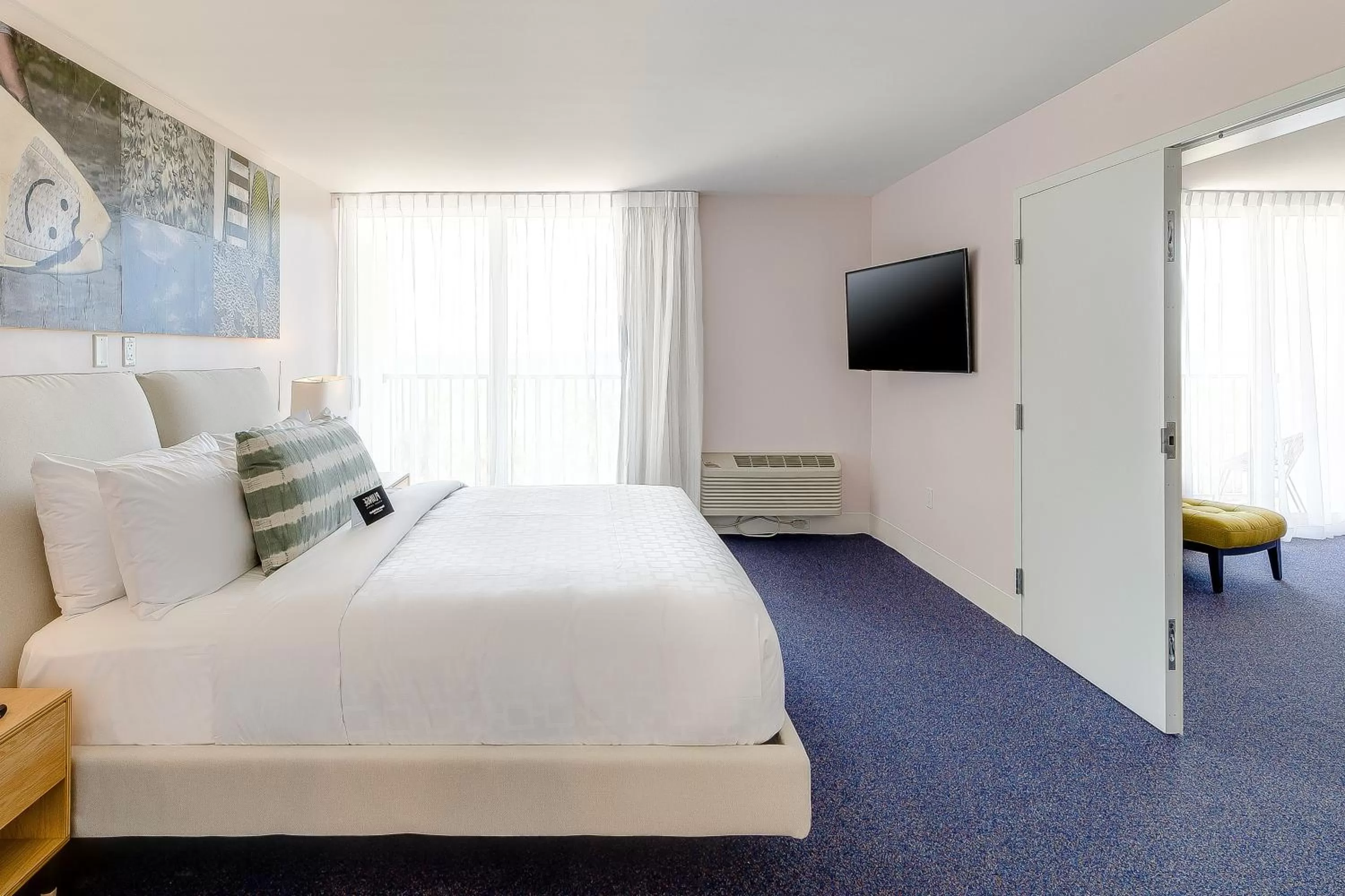 Bedroom, Bed in Plunge Beach Resort