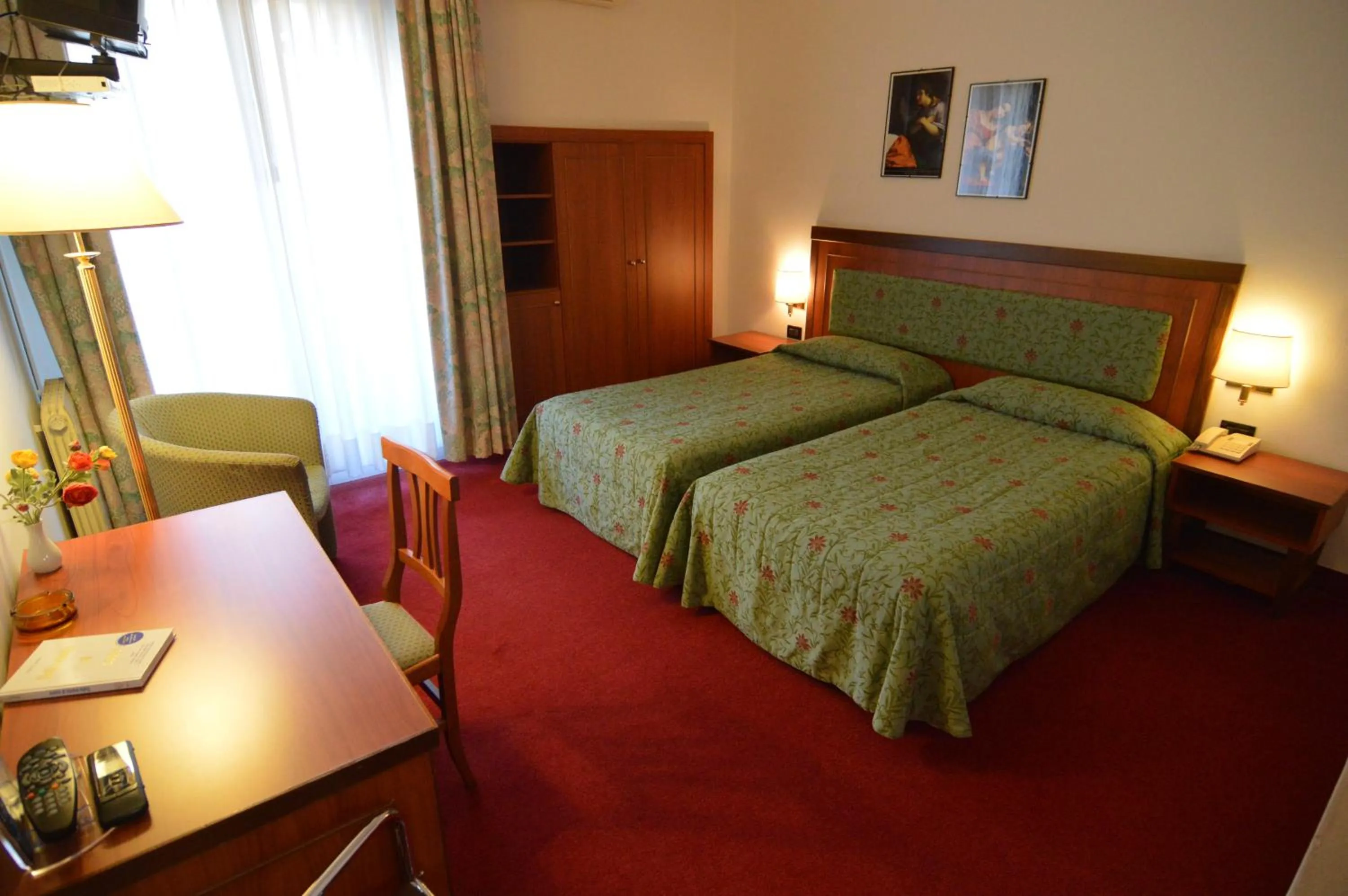 Day, Bed in Albergo della Torre dal 1891