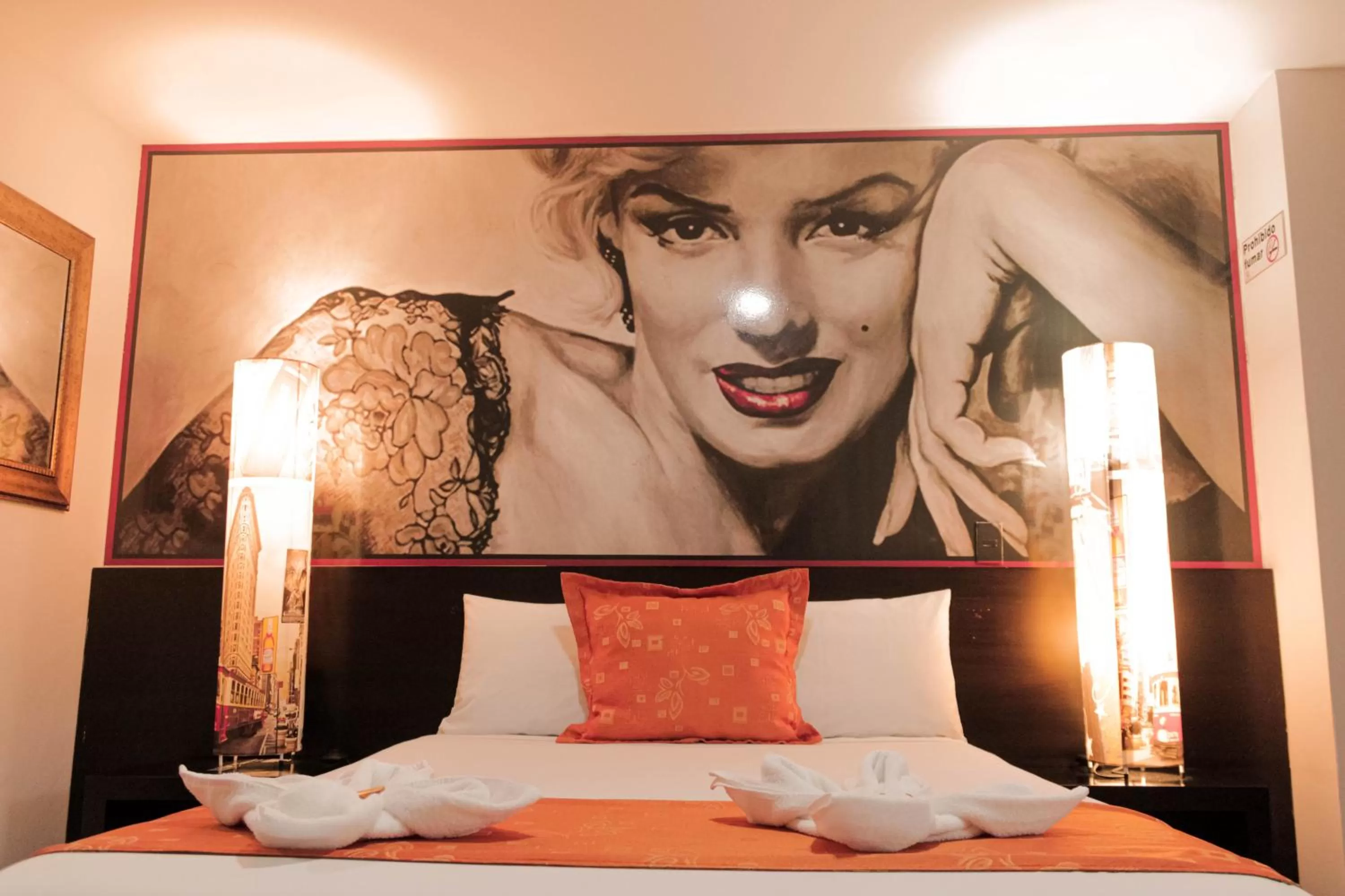 Balcony/Terrace, Bed in Hotel Plaza Garibaldi