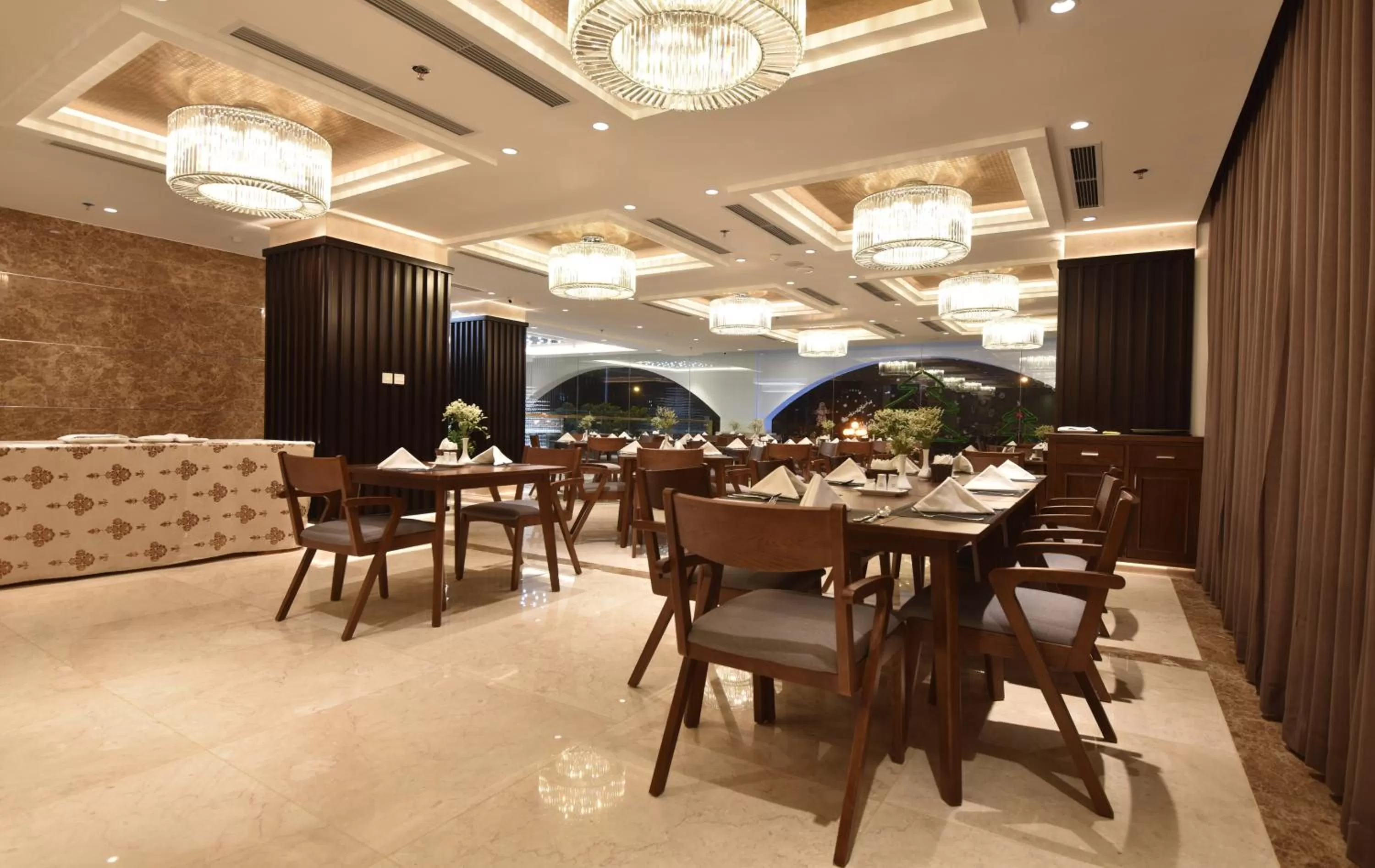 Breakfast in Grandiose Hotel & Spa