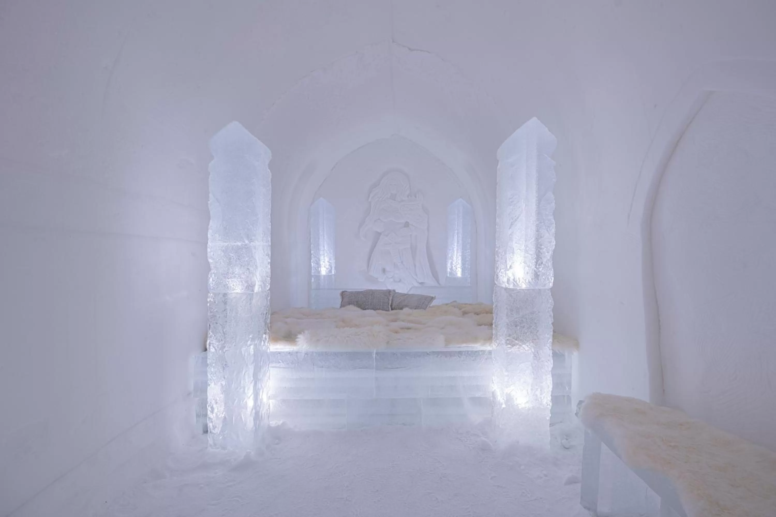 Bedroom in Sorrisniva Igloo Hotel