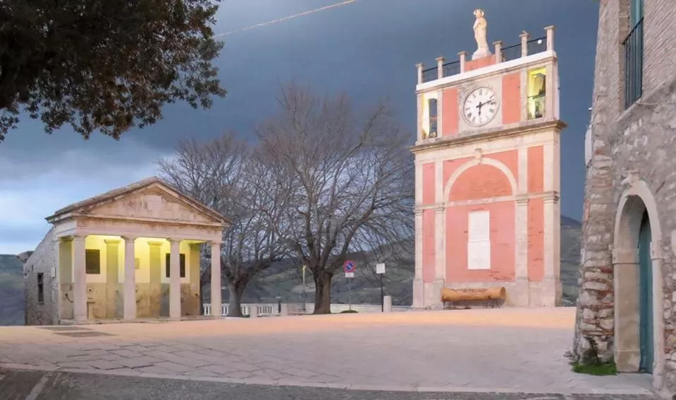 Property Building in VIENIACASACCADIA