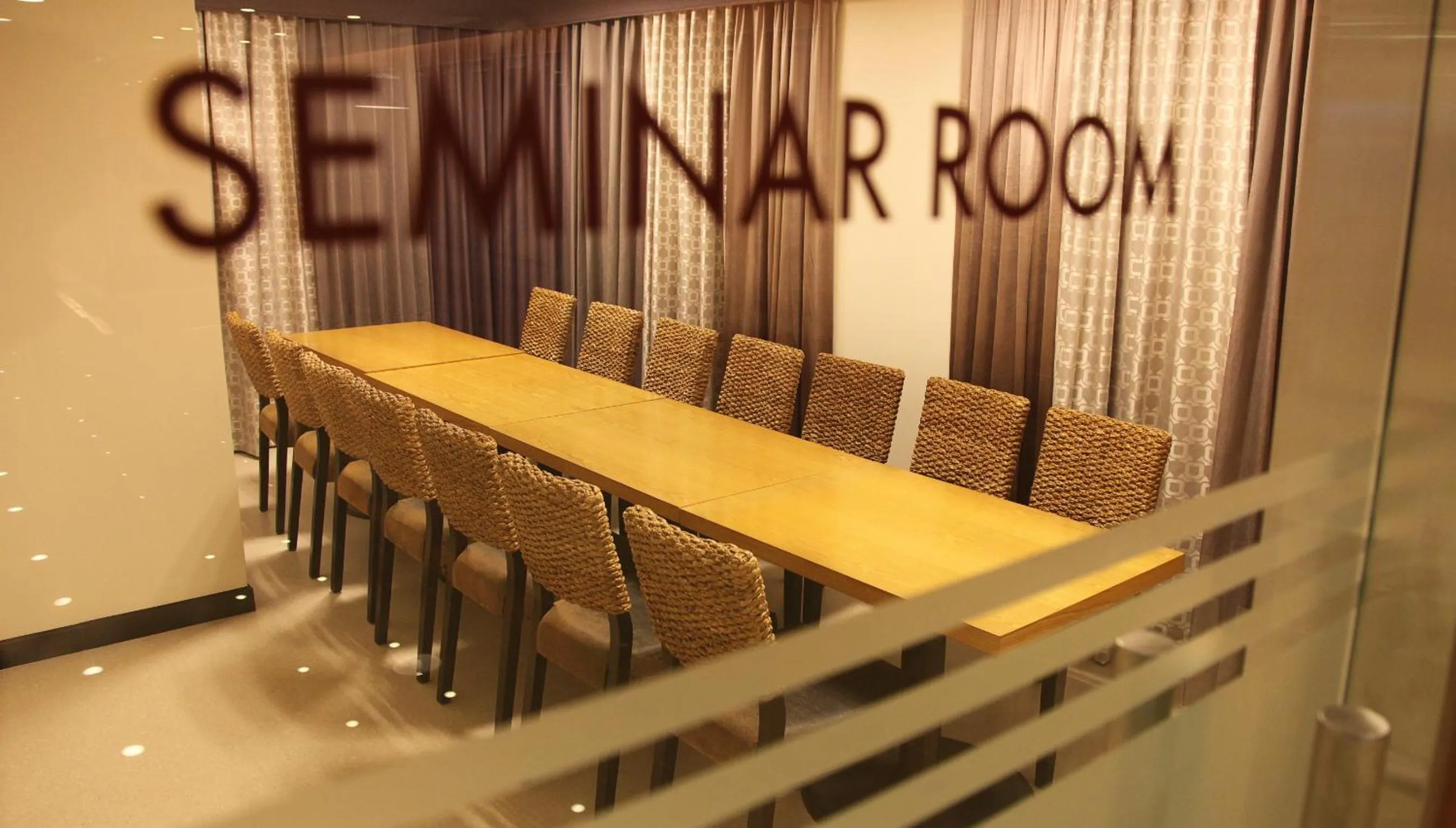 Meeting/conference room in Hotel Skypark Jeju 1 Newly renovated