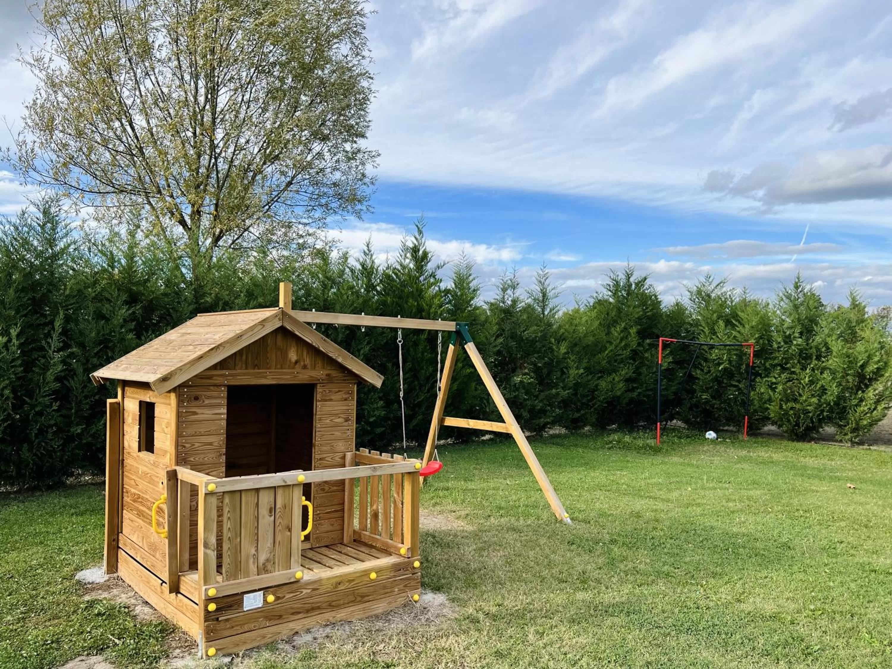 Children play ground in Agriturismo Sabidor
