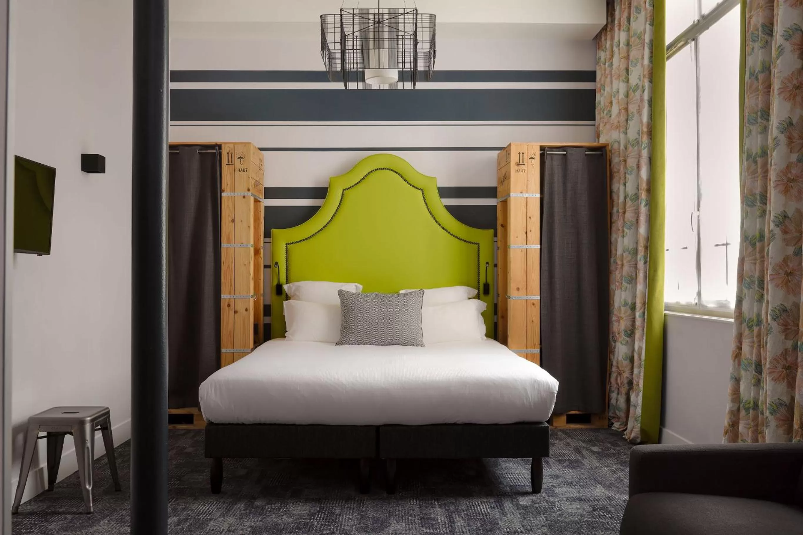 Bed in Hôtel Fabric