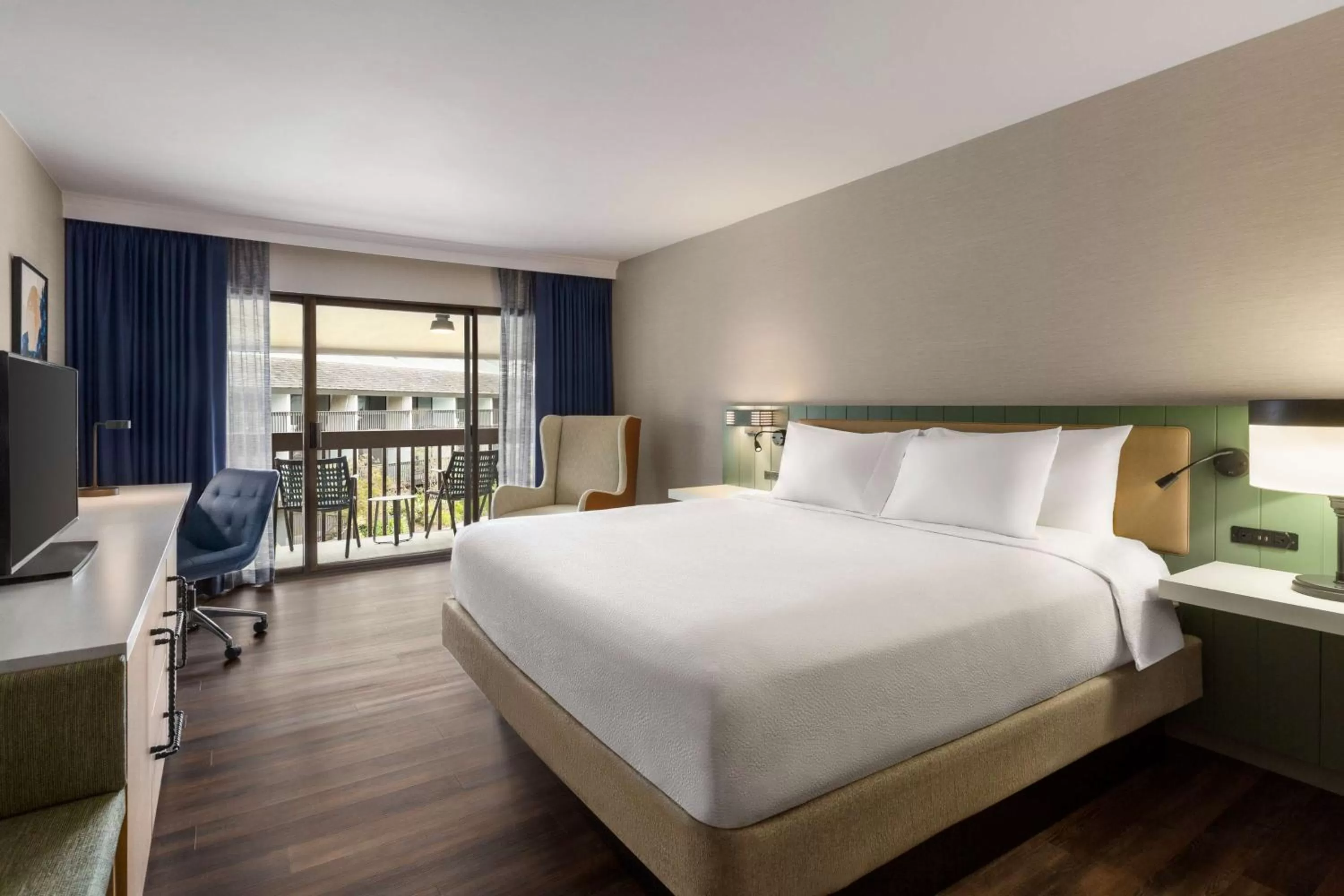 Bed in Hilton Garden Inn Monterey