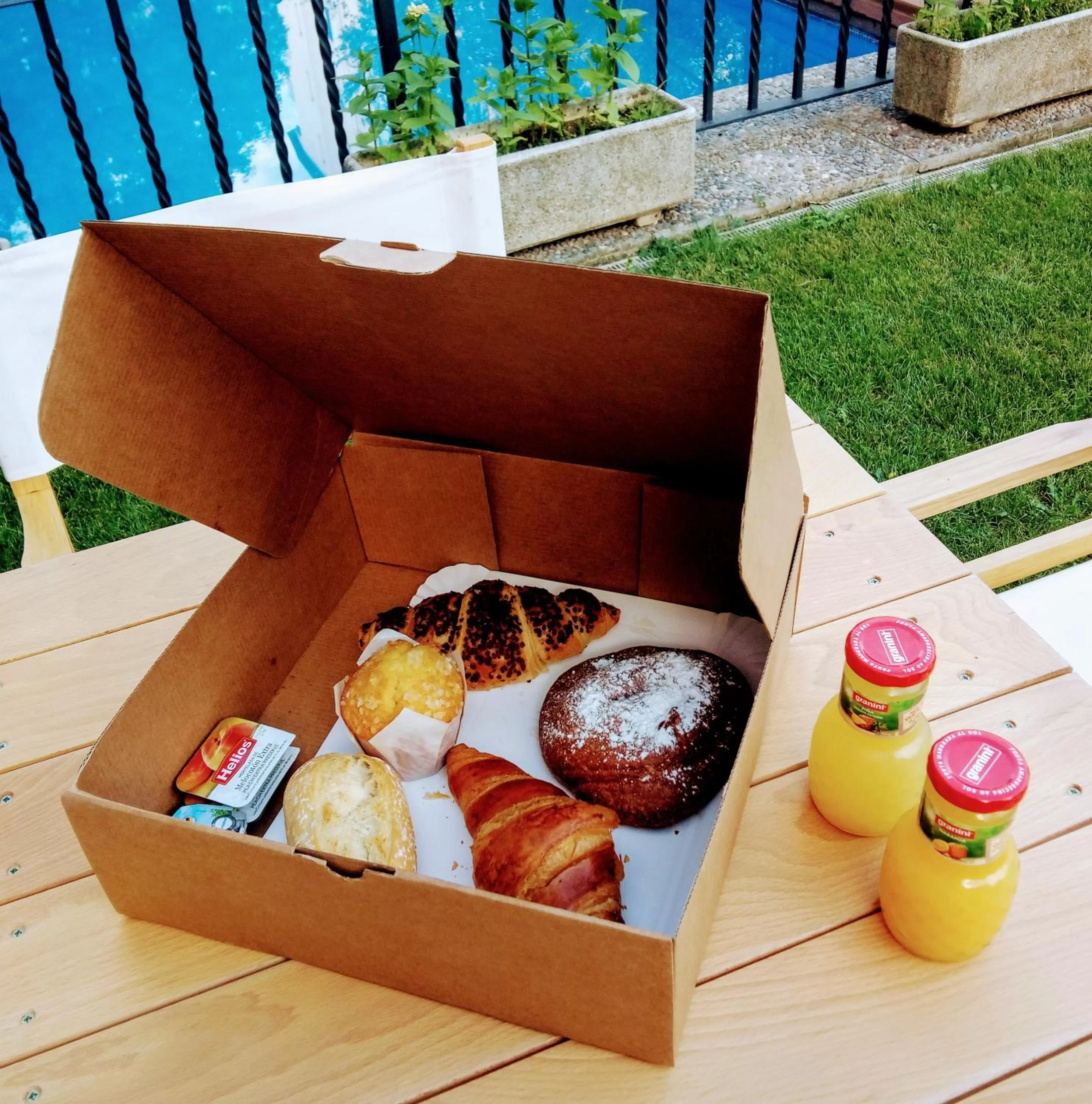 Breakfast in Pey Resort