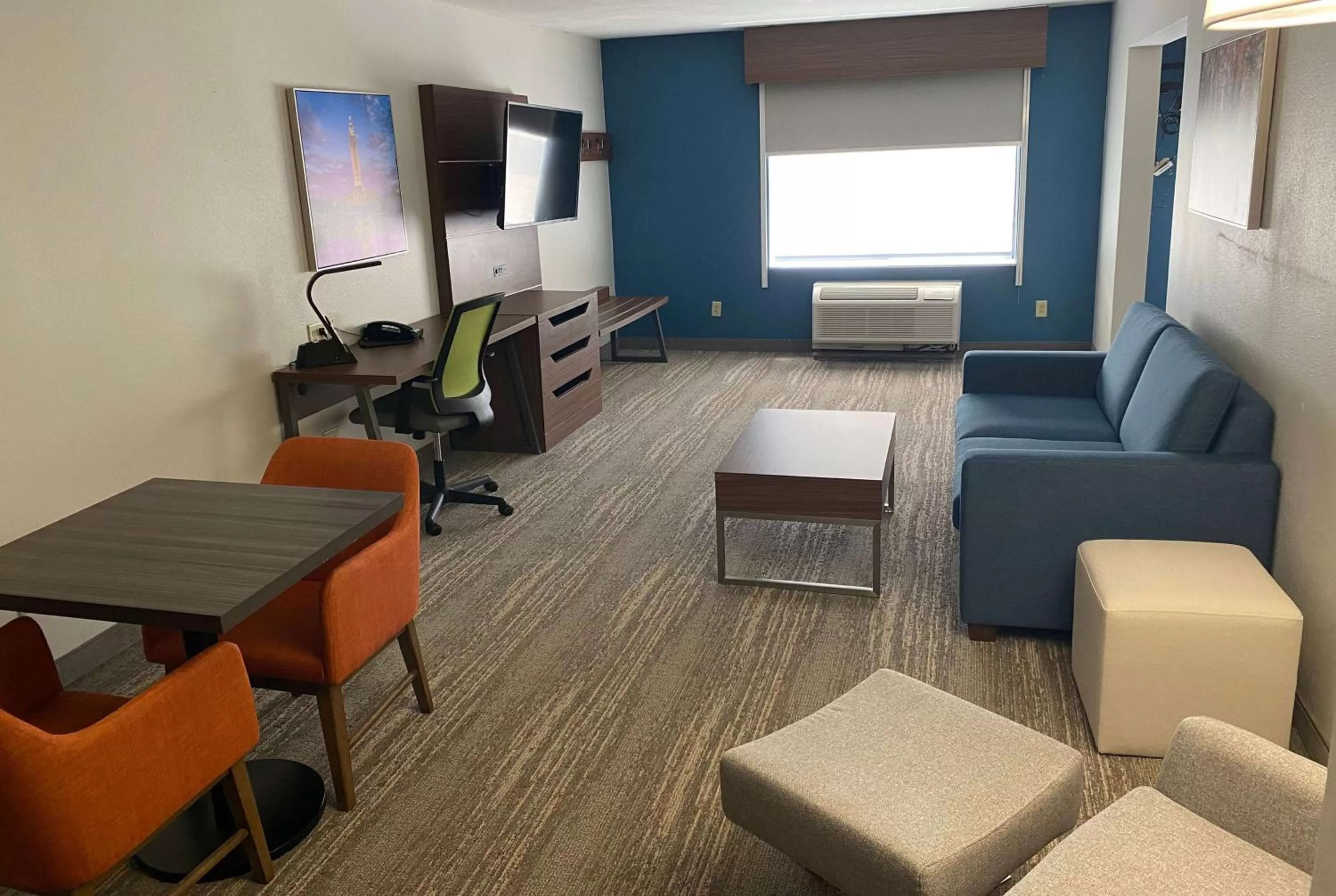 Photo of the whole room in Wingate by Wyndham Lafayette Airport