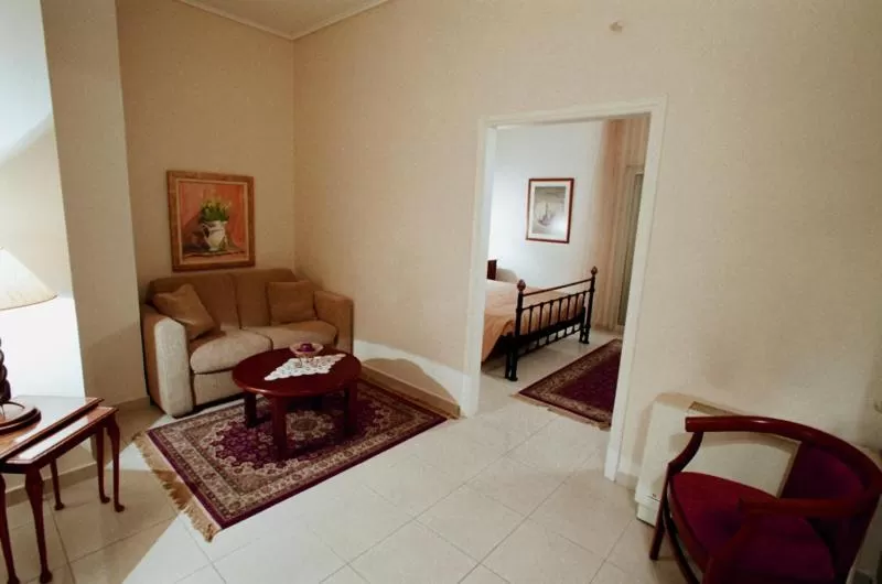 Bed in Green Hill Hotel