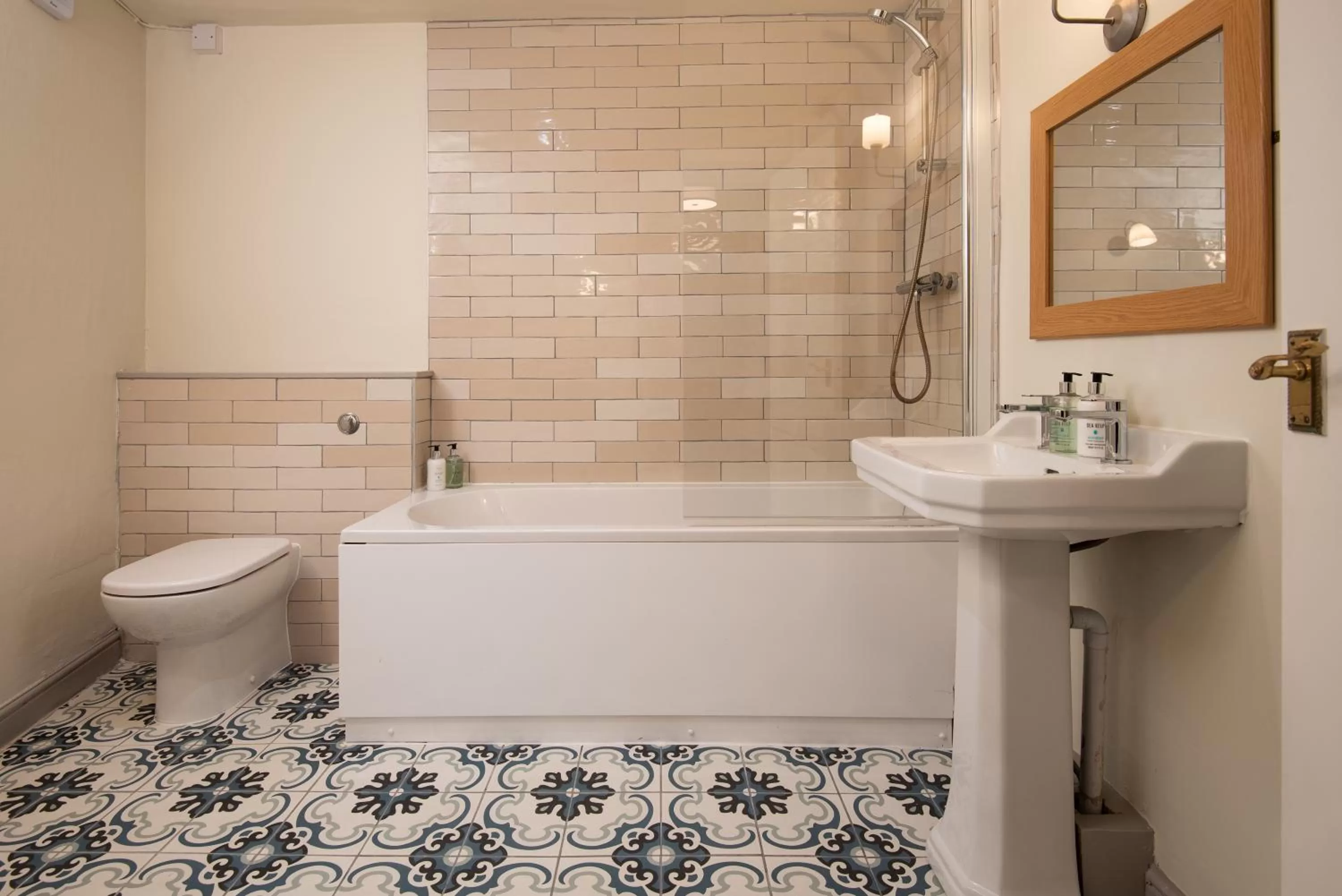 Shower in The Angel Inn - The Inn Collection Group