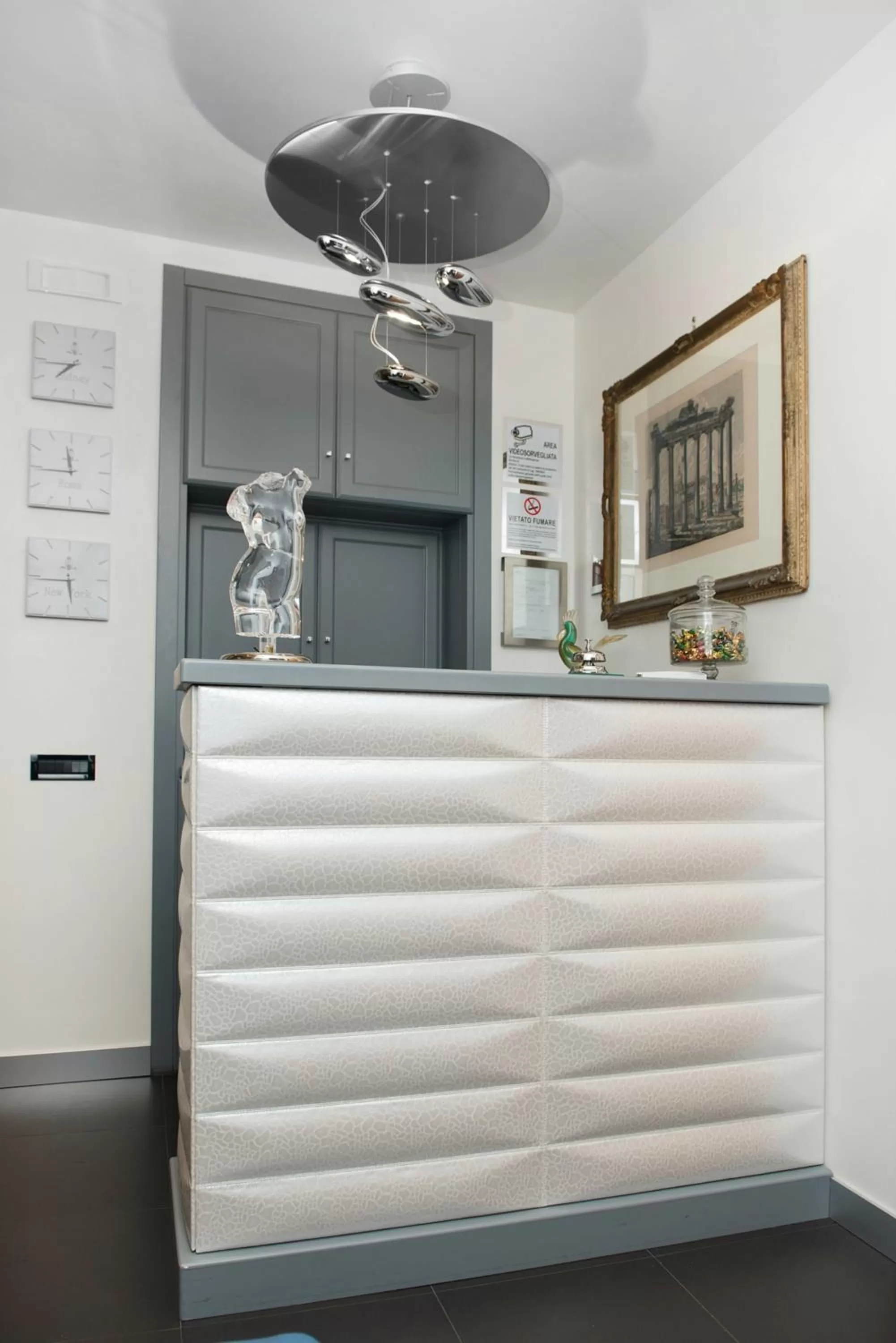 Lobby or reception in Relais Forus Inn