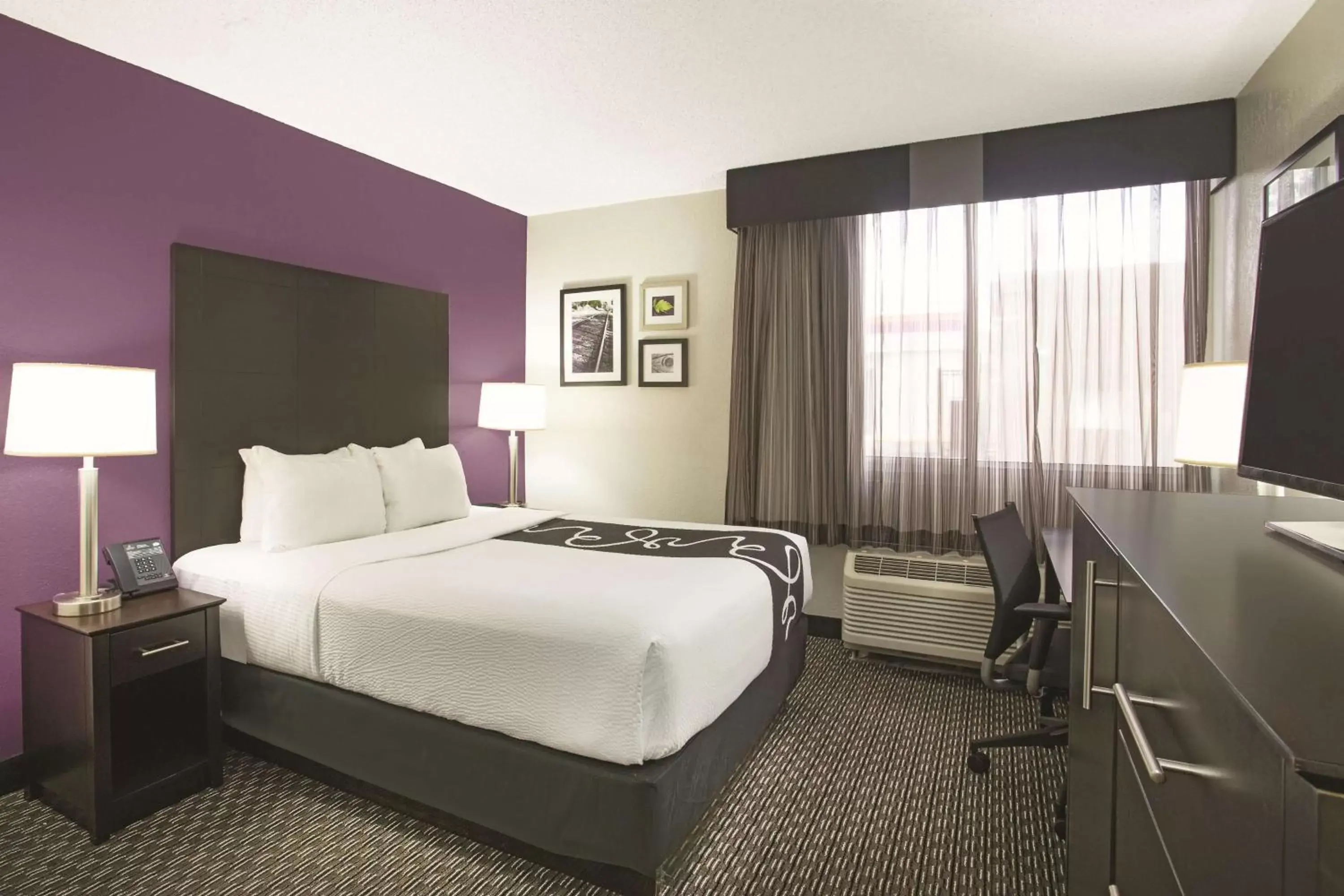 Deluxe Queen Room in La Quinta by Wyndham Fort Lauderdale Tamarac Deluxe Queen Room in La Quinta by Wyndham Fort Lauderdale Tamarac