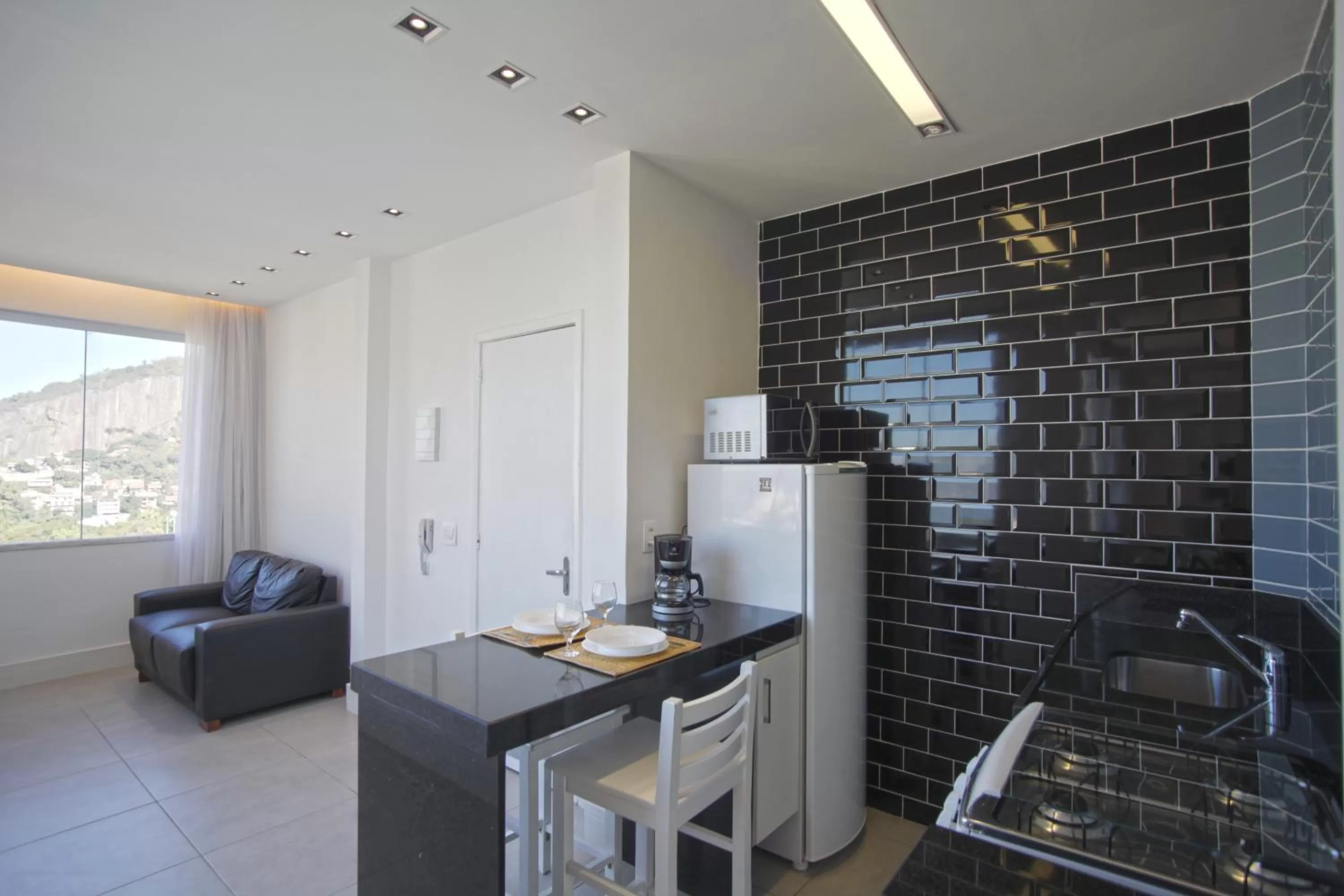 TV and multimedia in New Sugar Loft Apartments