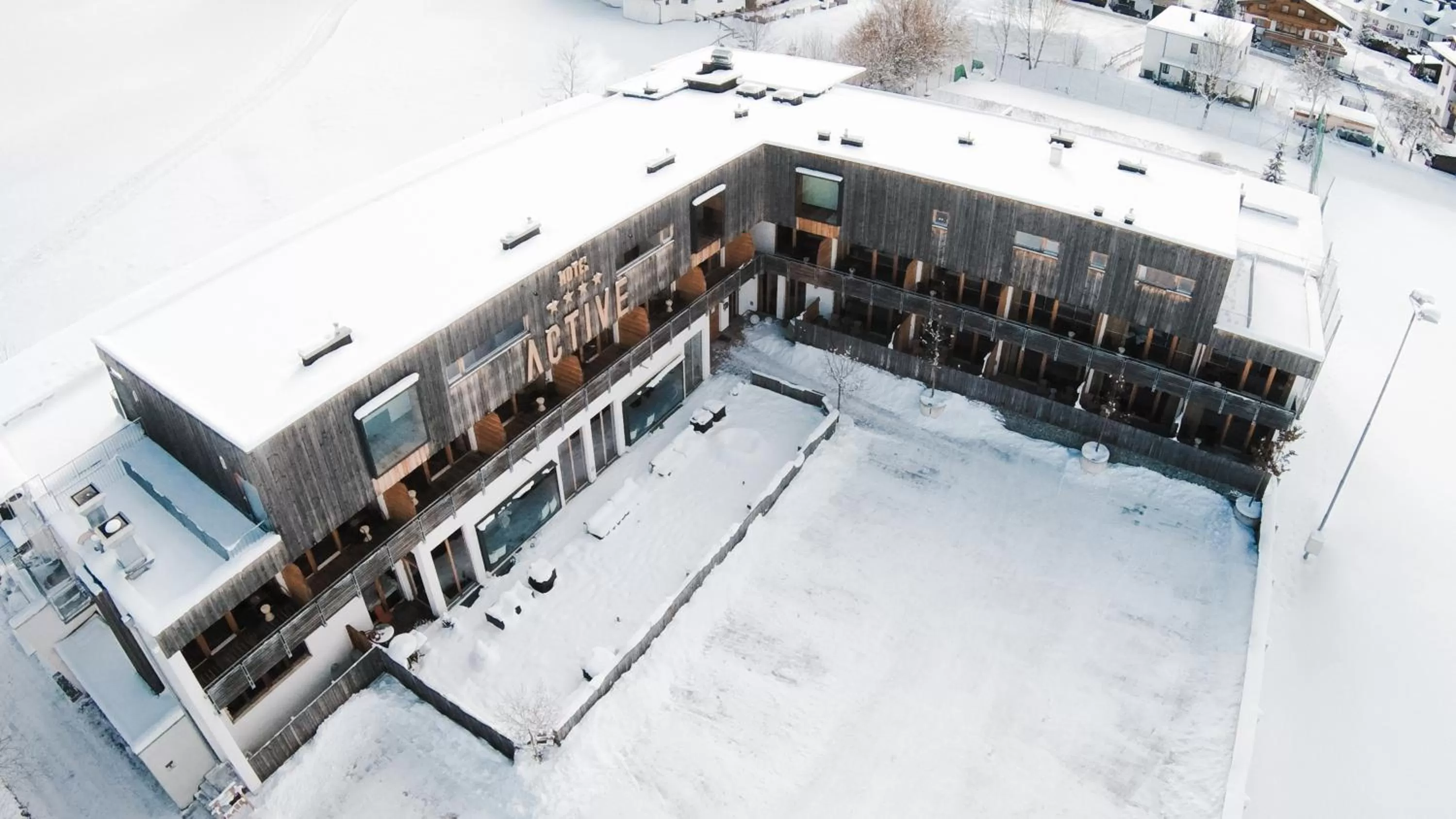 Bird's eye view in ACTIVE by Leitner's