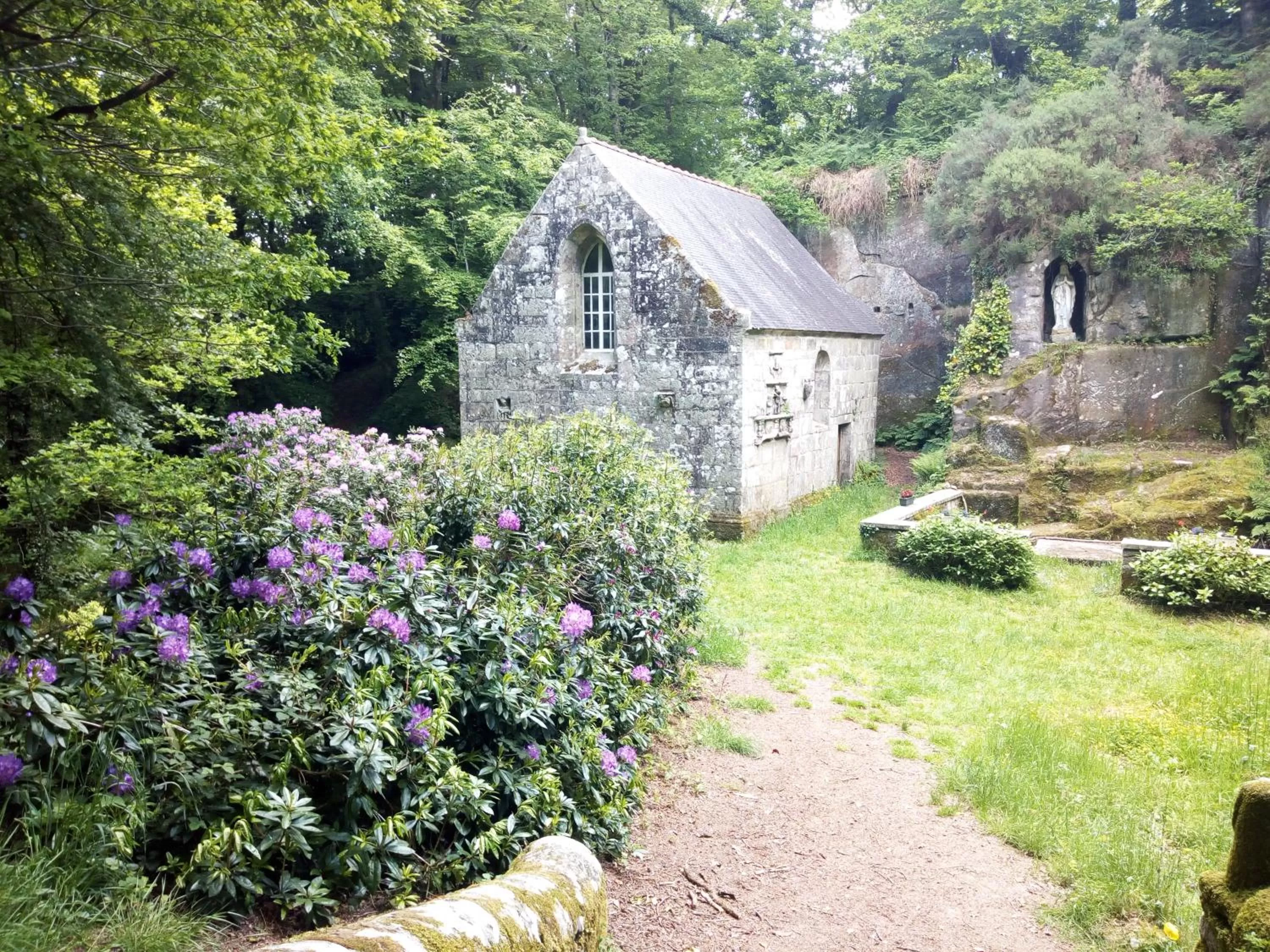 Nearby landmark in LES DEUX RIVIERES - Chambres & Table d'Hôtes -