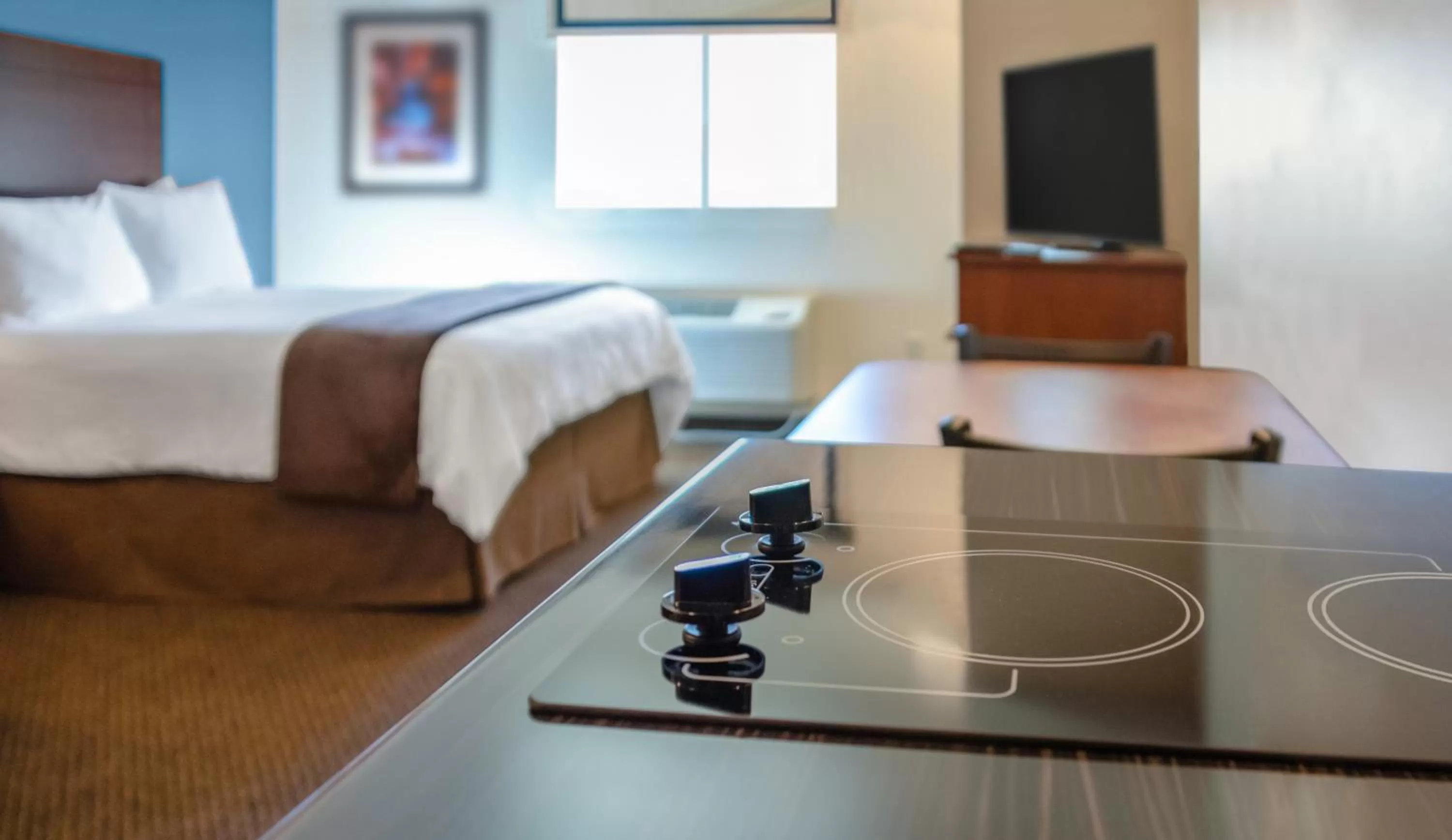 Standard King Room in My Place Hotel-Brookings, SD