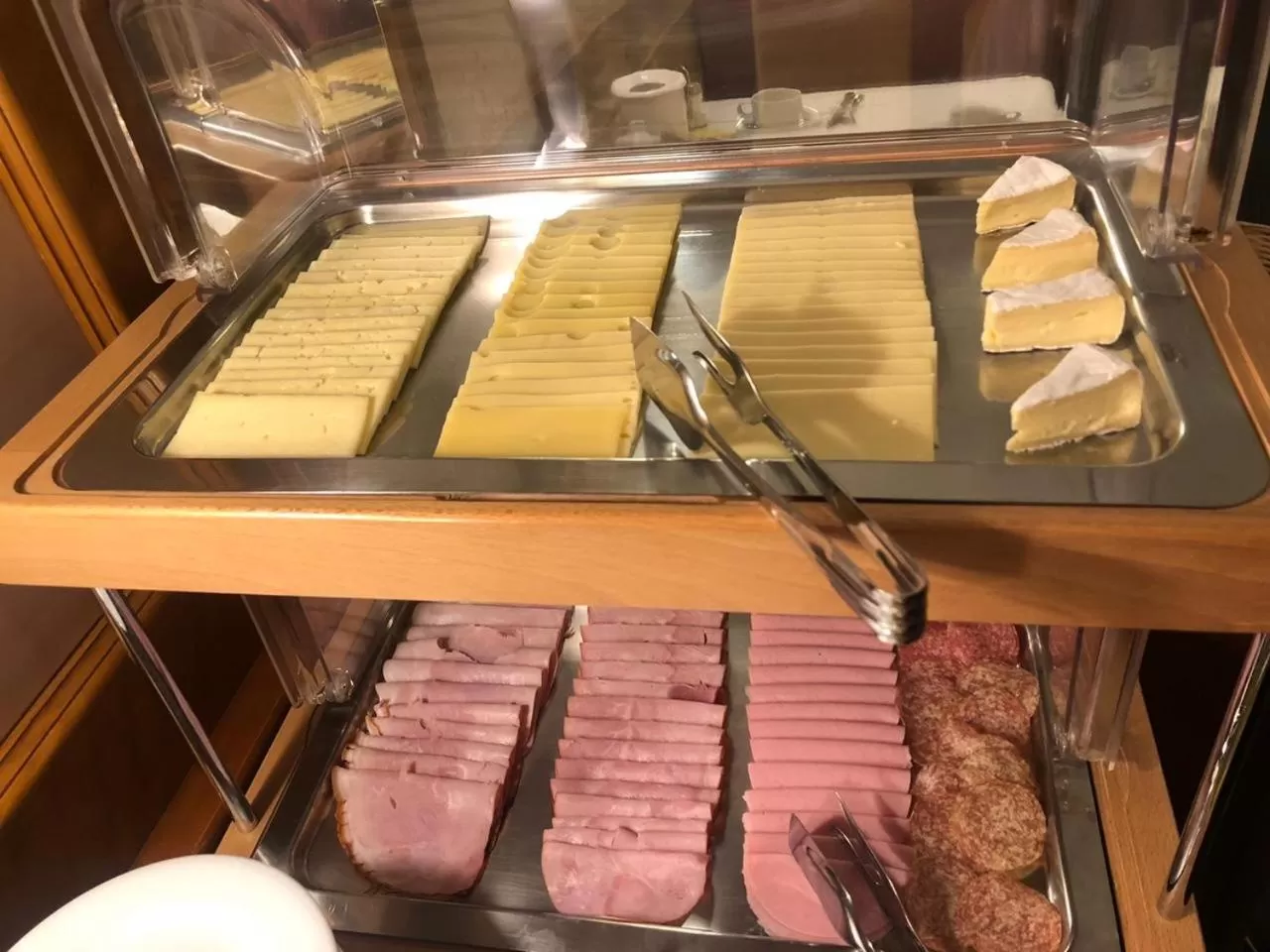 Breakfast in Hotel Bajazzo