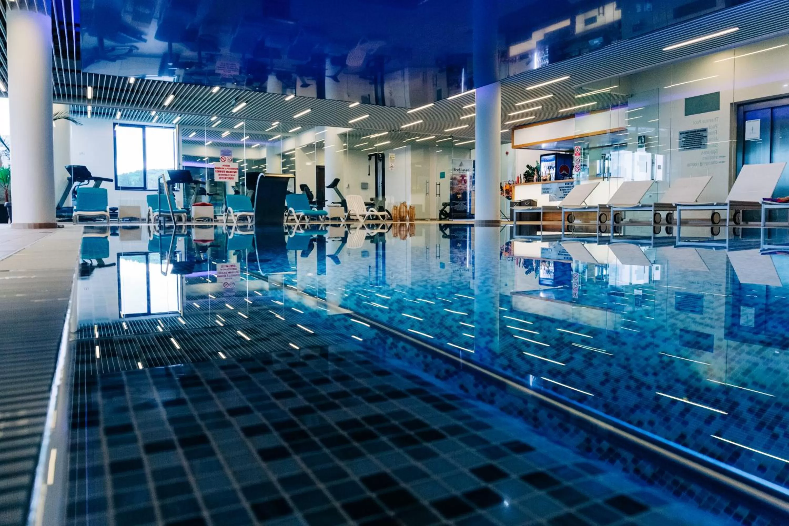 Swimming pool in Silver Mountain Resort & Spa