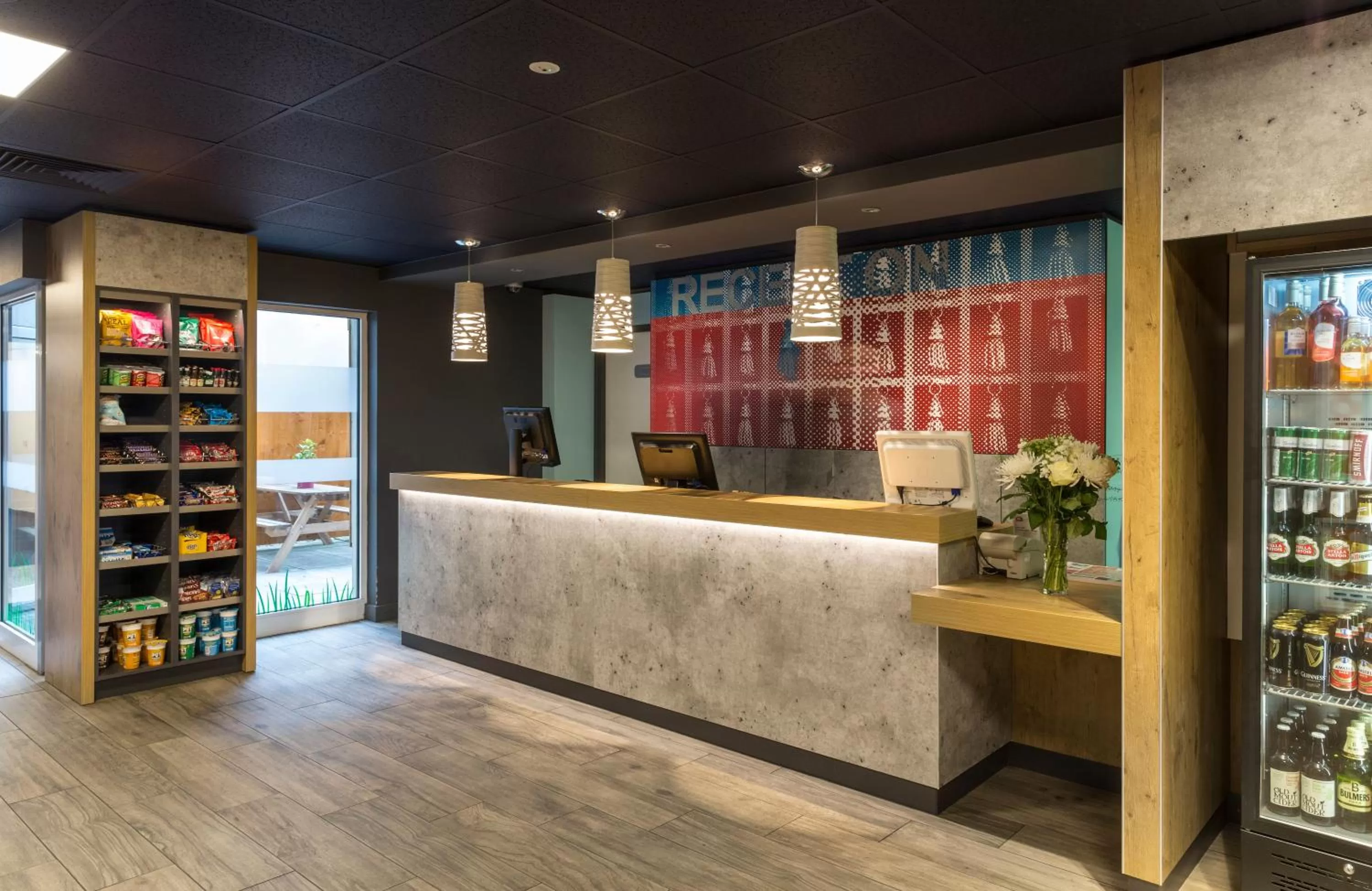Lobby or reception in ibis budget Glasgow