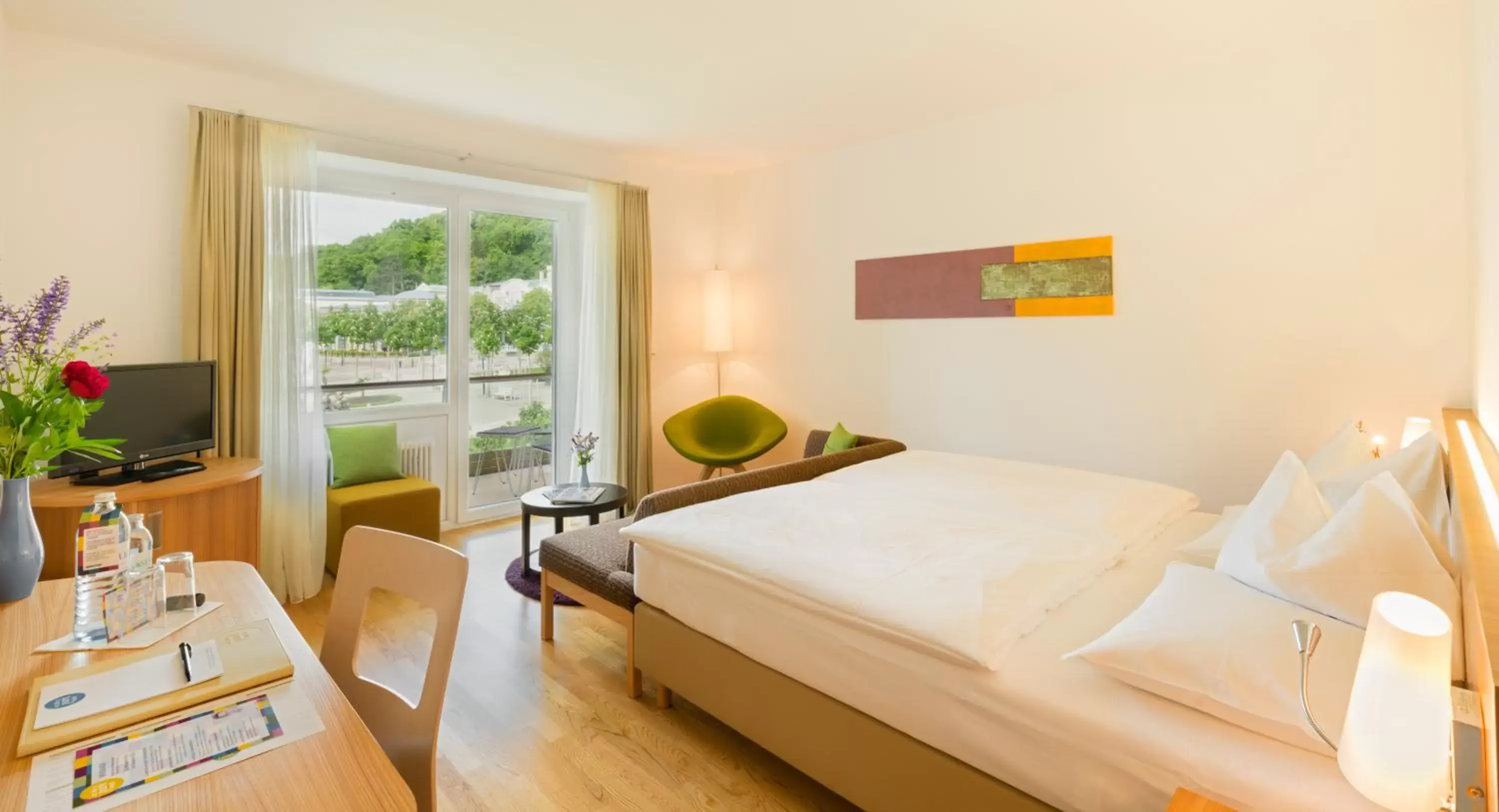 Deluxe Double Room with Park view in At the Park Hotel Deluxe Double Room with Park view in At the Park Hotel