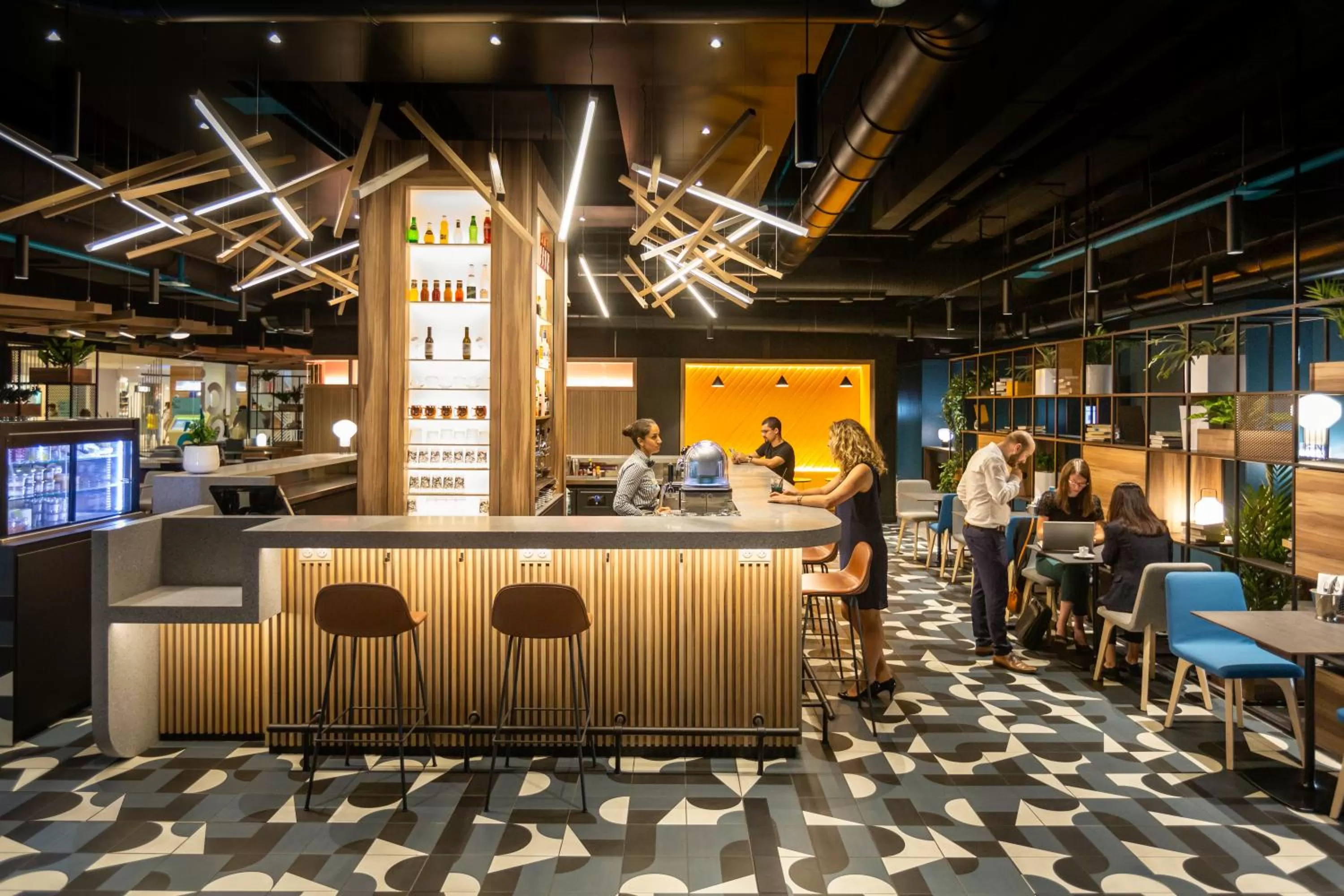 Lounge or bar in Novotel Strasbourg Centre Halles