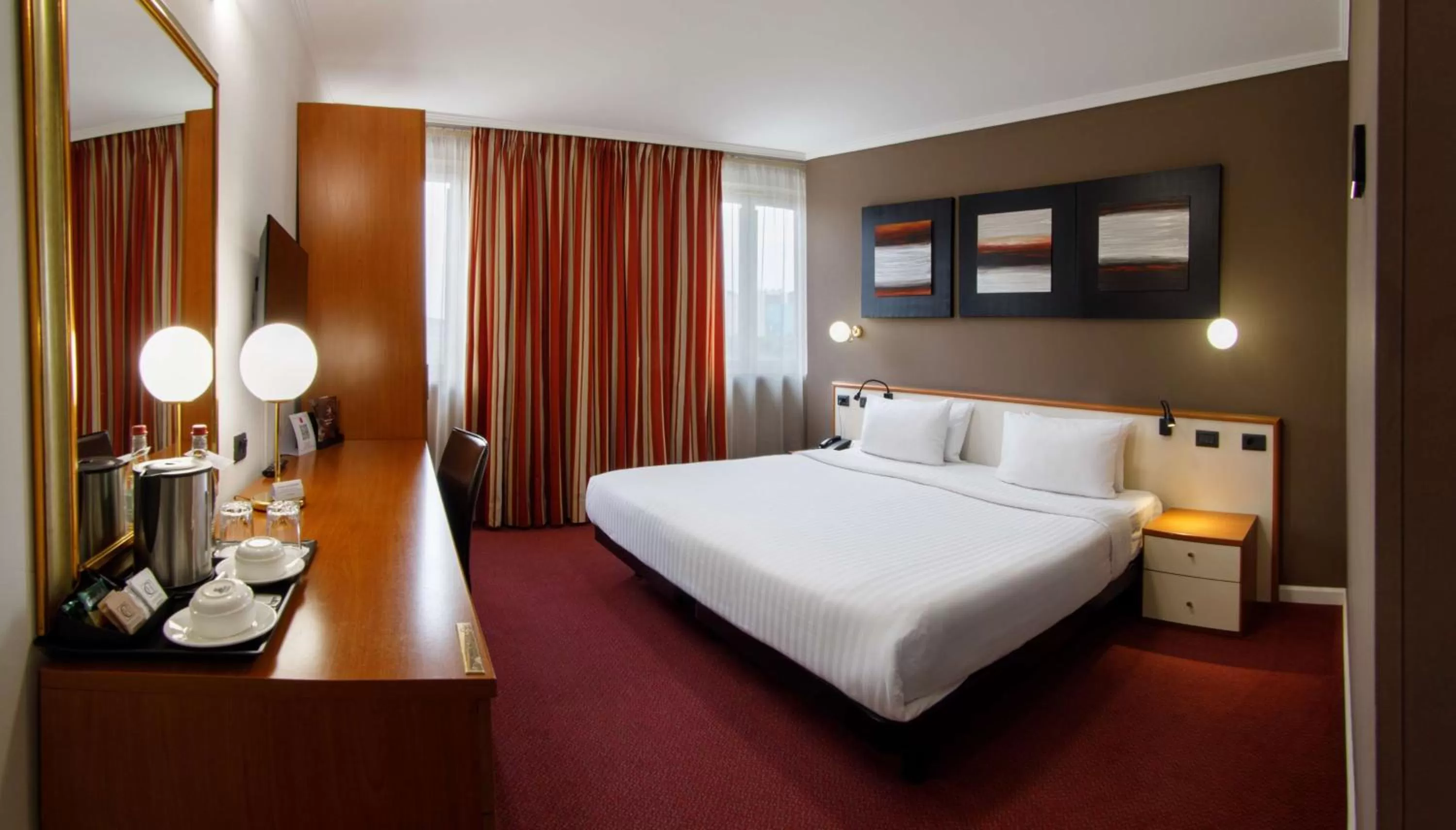 Bedroom, Bed in Best Western Plus Congress Hotel Yerevan