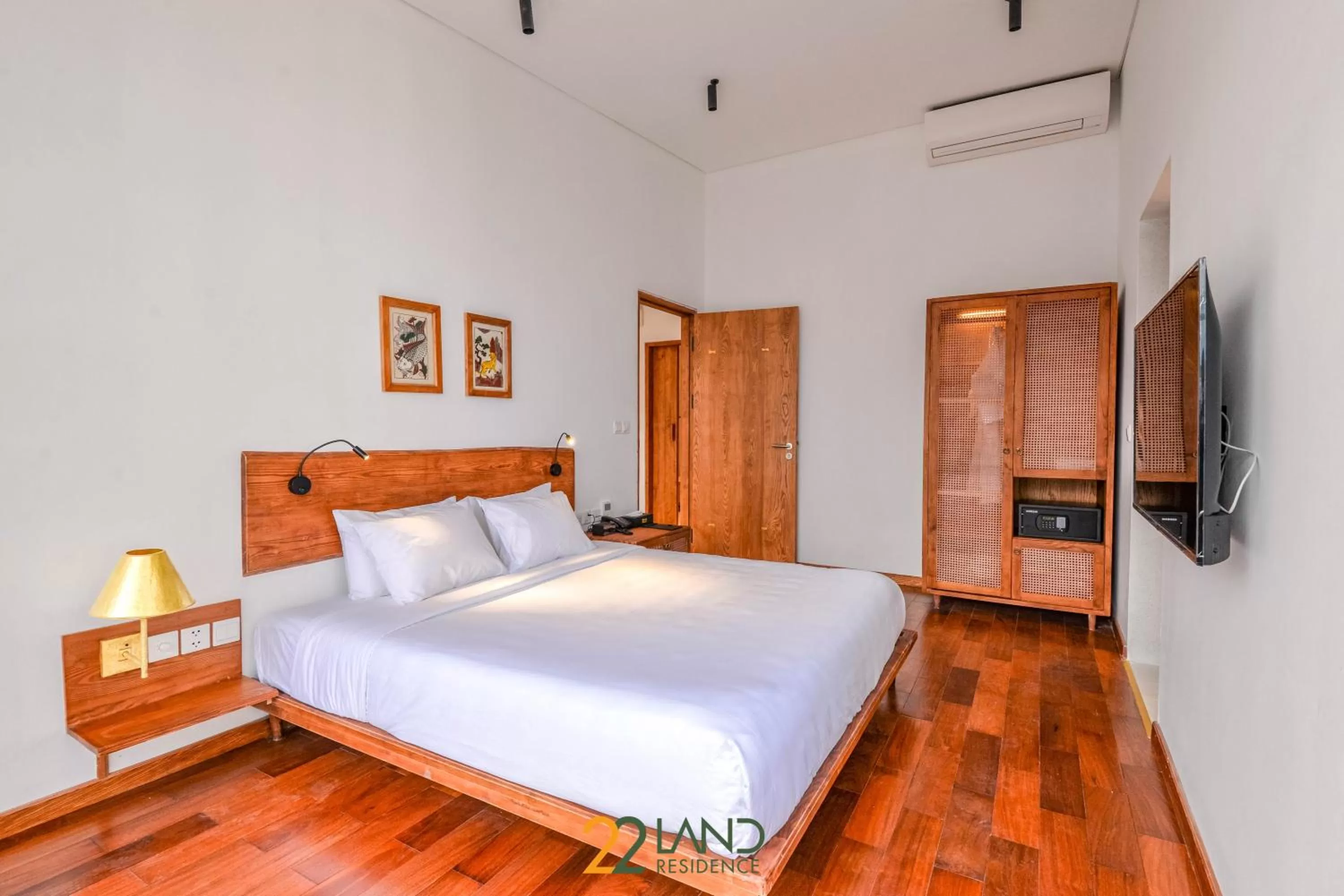 Communal lounge/ TV room, Bed in 22Land Hotel & Residence