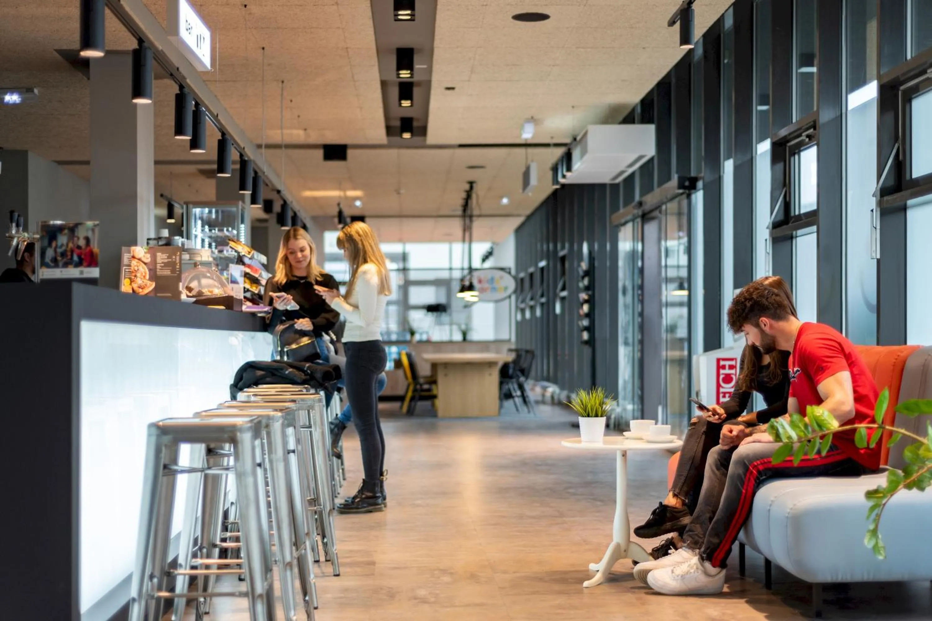 Lounge or bar in a&o Graz Hauptbahnhof