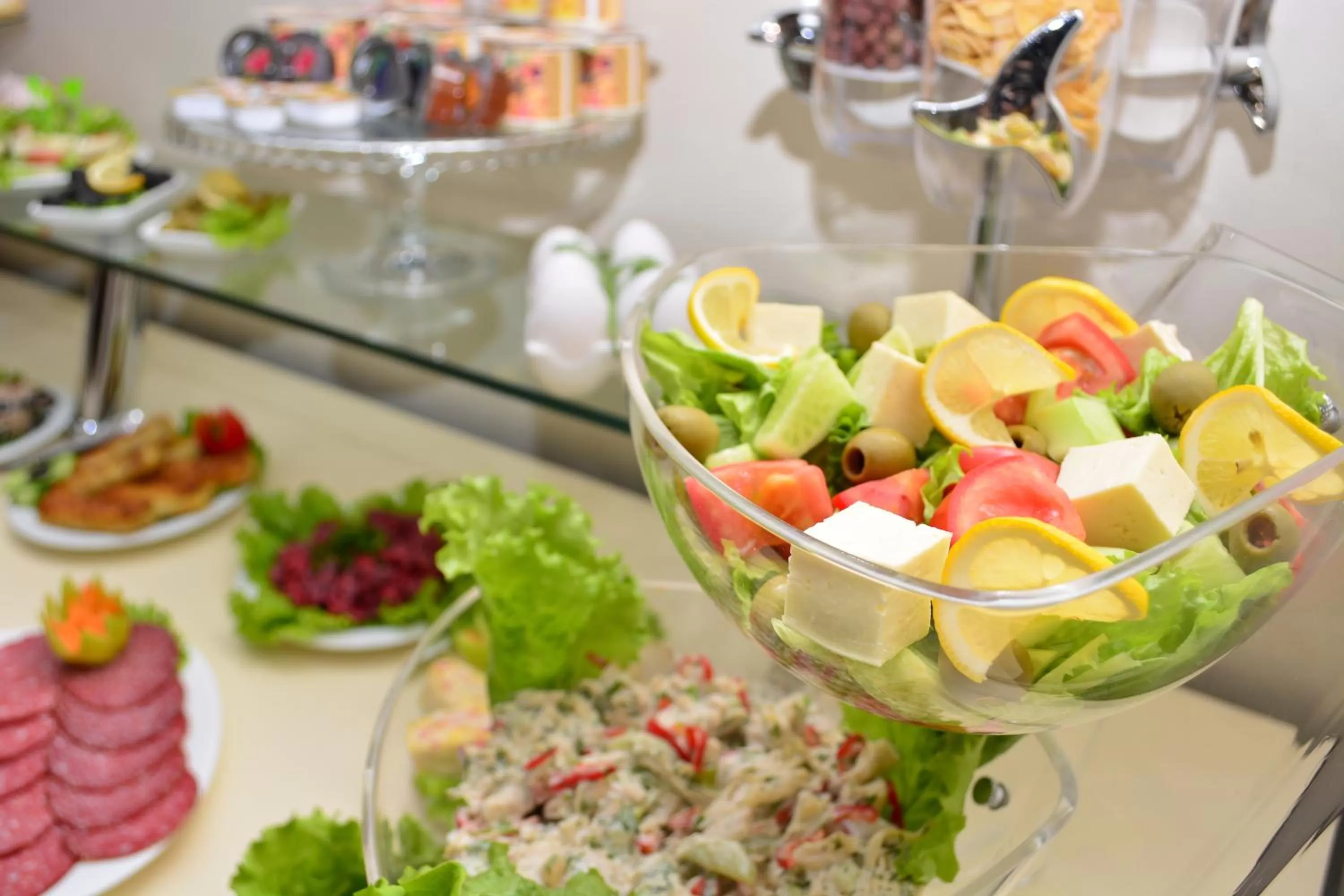 Buffet breakfast in Hotel Diamond