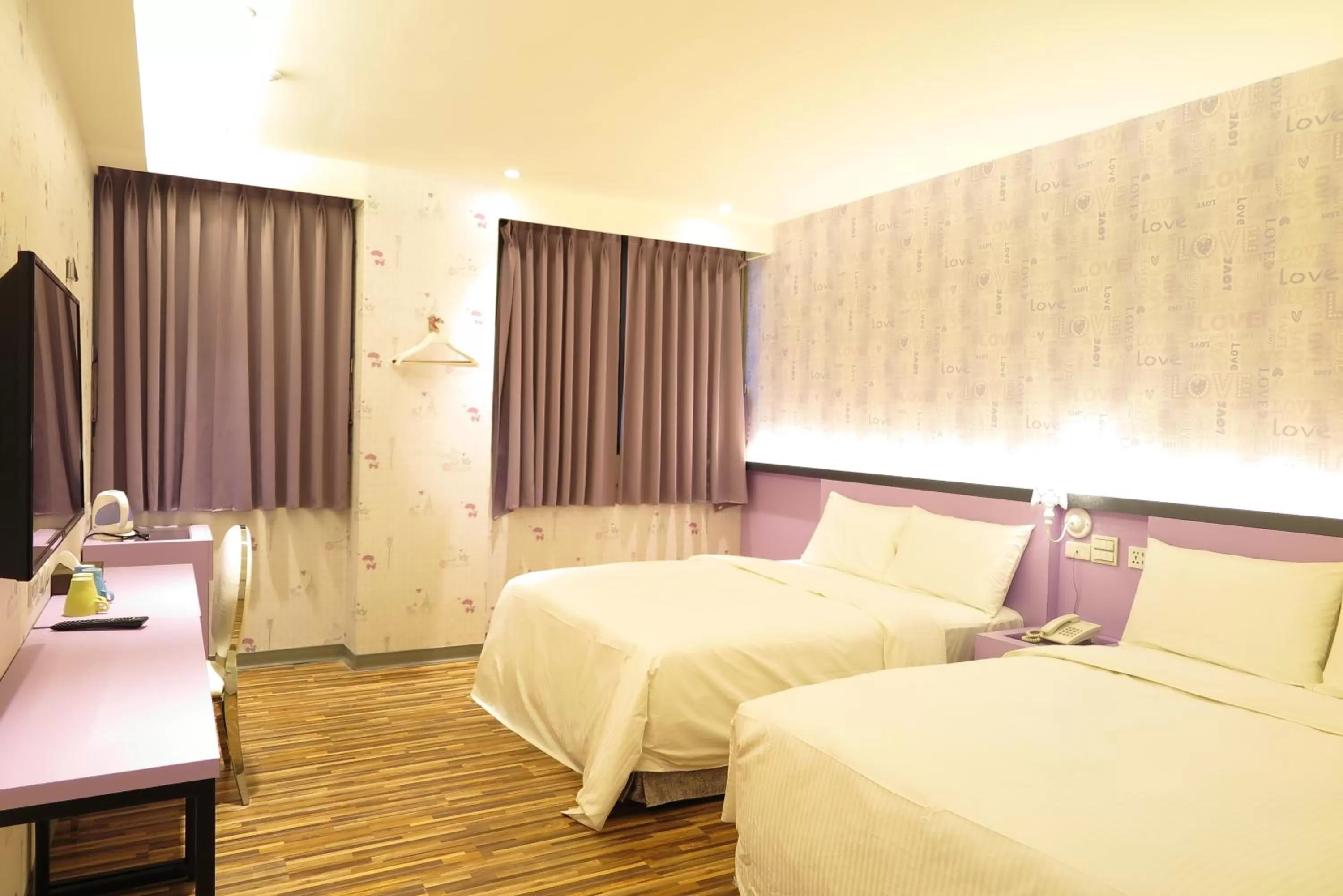 Photo of the whole room, Bed in 191 Hotel