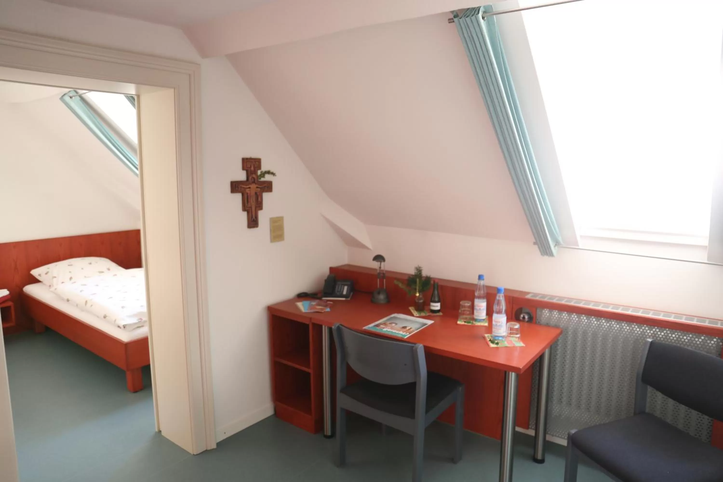 Seating area, Bed in Kloster Frauenberg