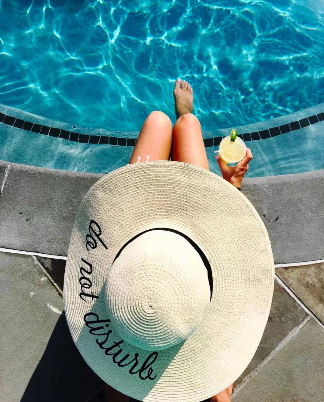 Swimming pool in Pacific Terrace Hotel