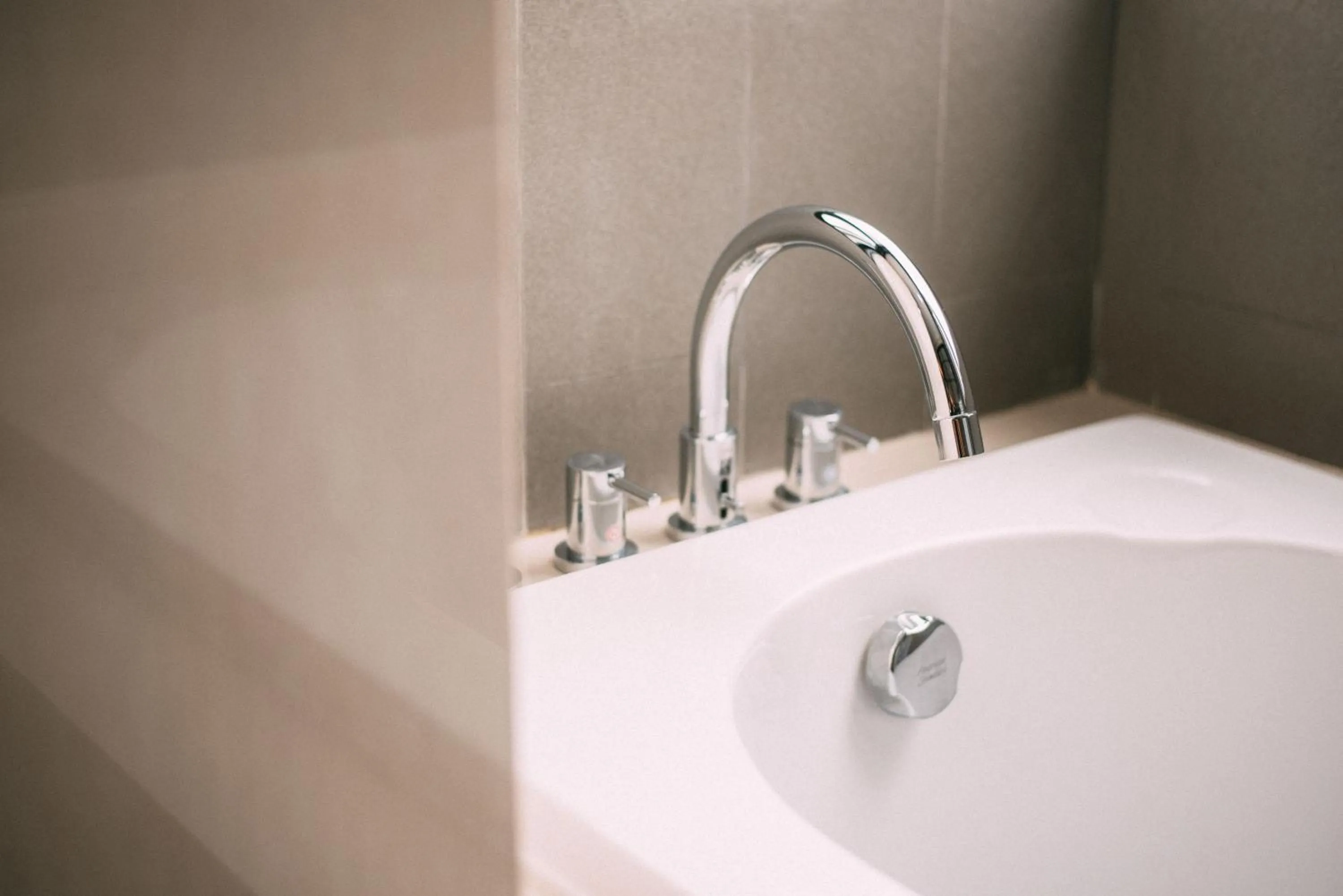 Bathroom in Mii Hotel Srinakarin