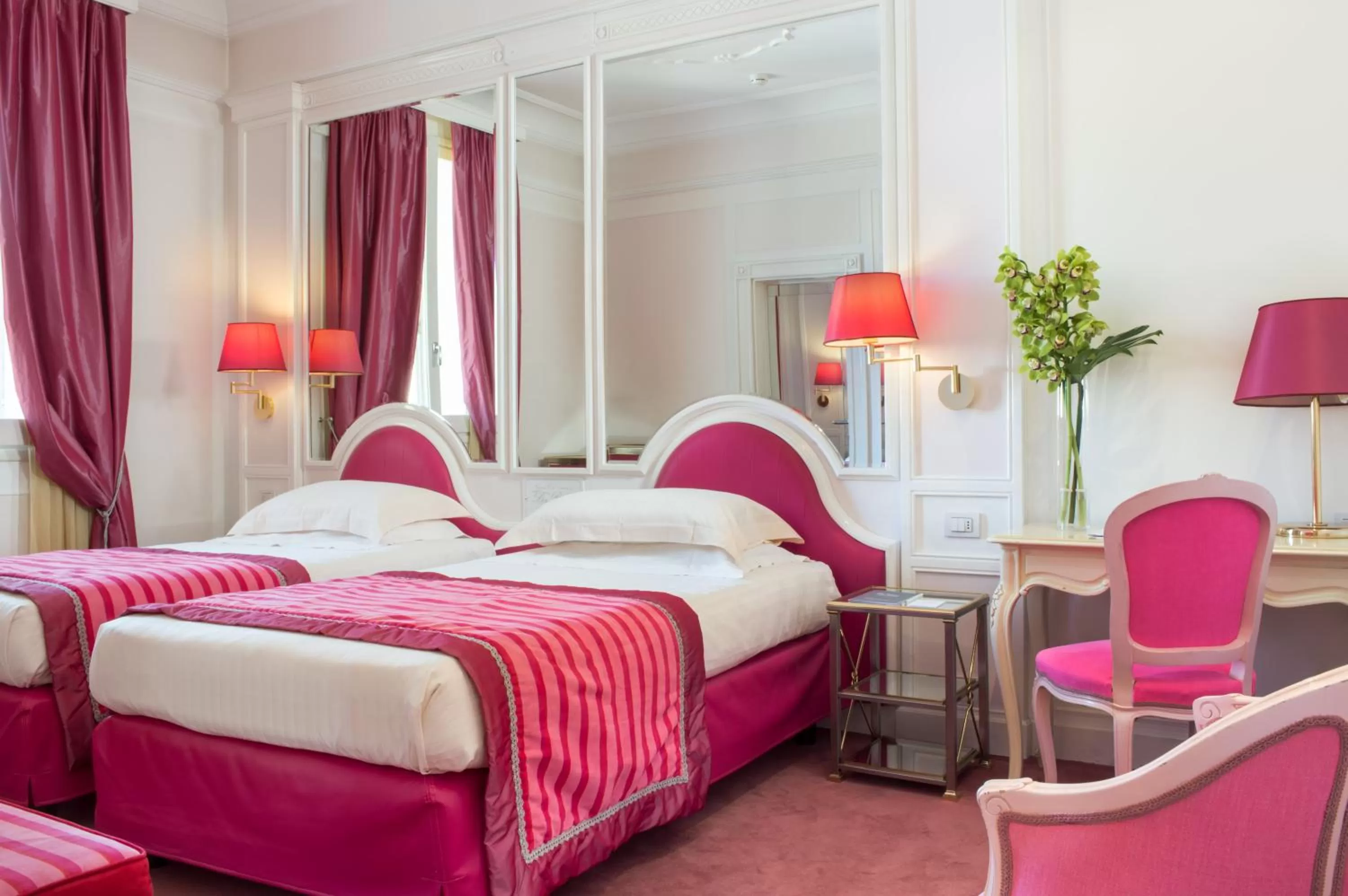 Photo of the whole room, Bed in Grand Hotel Des Bains