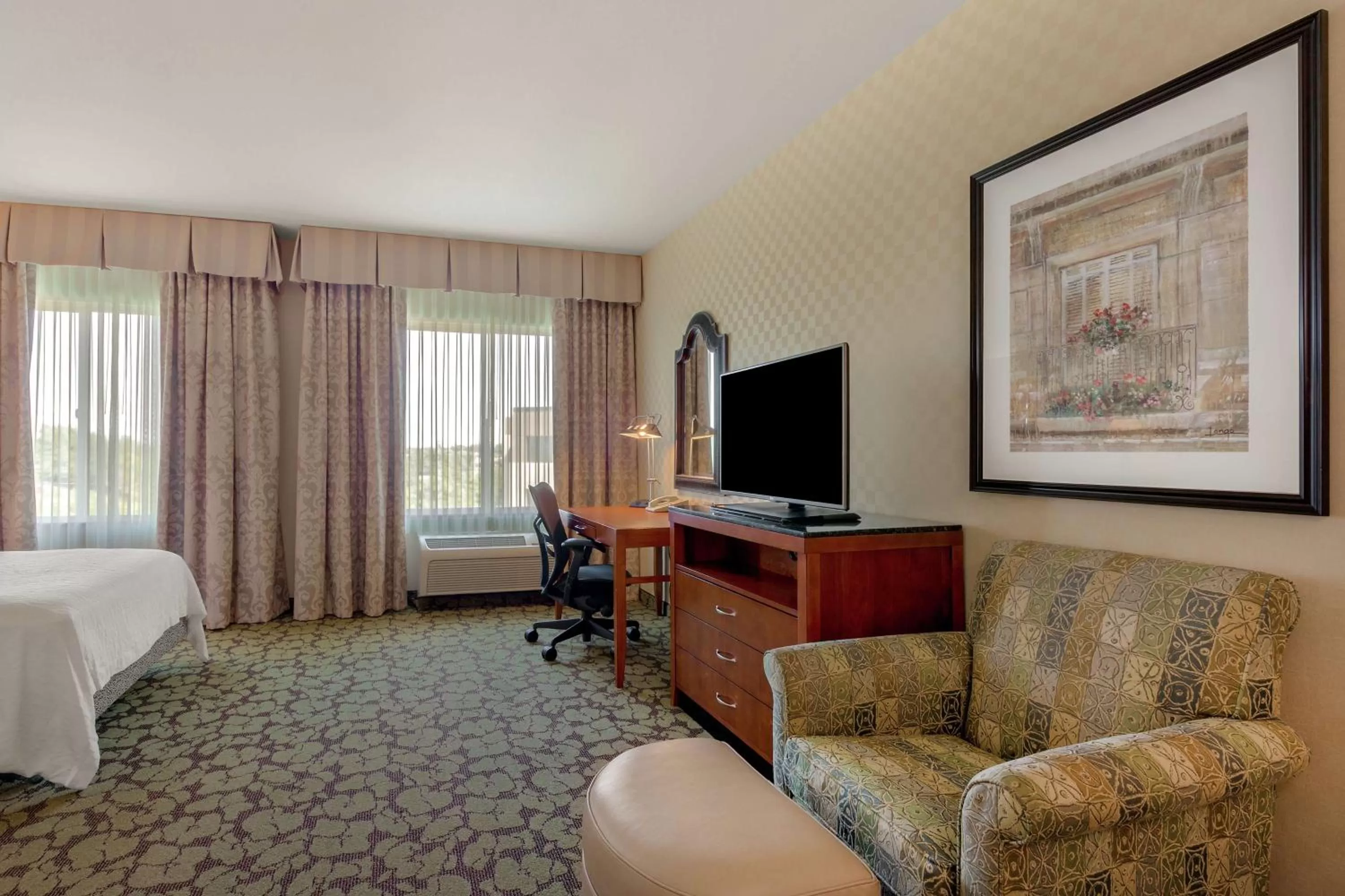 Bedroom, Bed in Hilton Garden Inn Sacramento Elk Grove