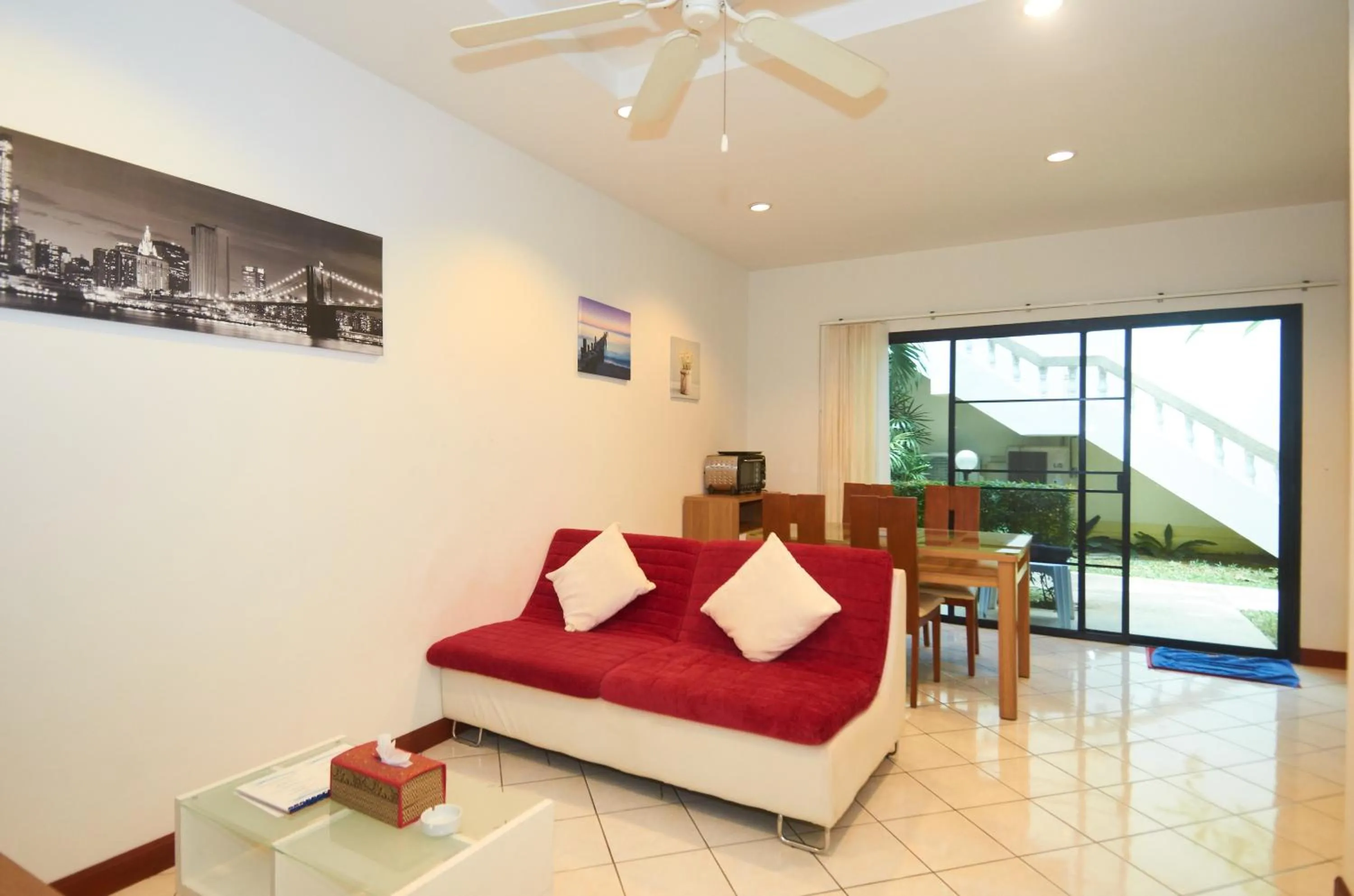 Living room in Phuket Riviera Villas Hotel