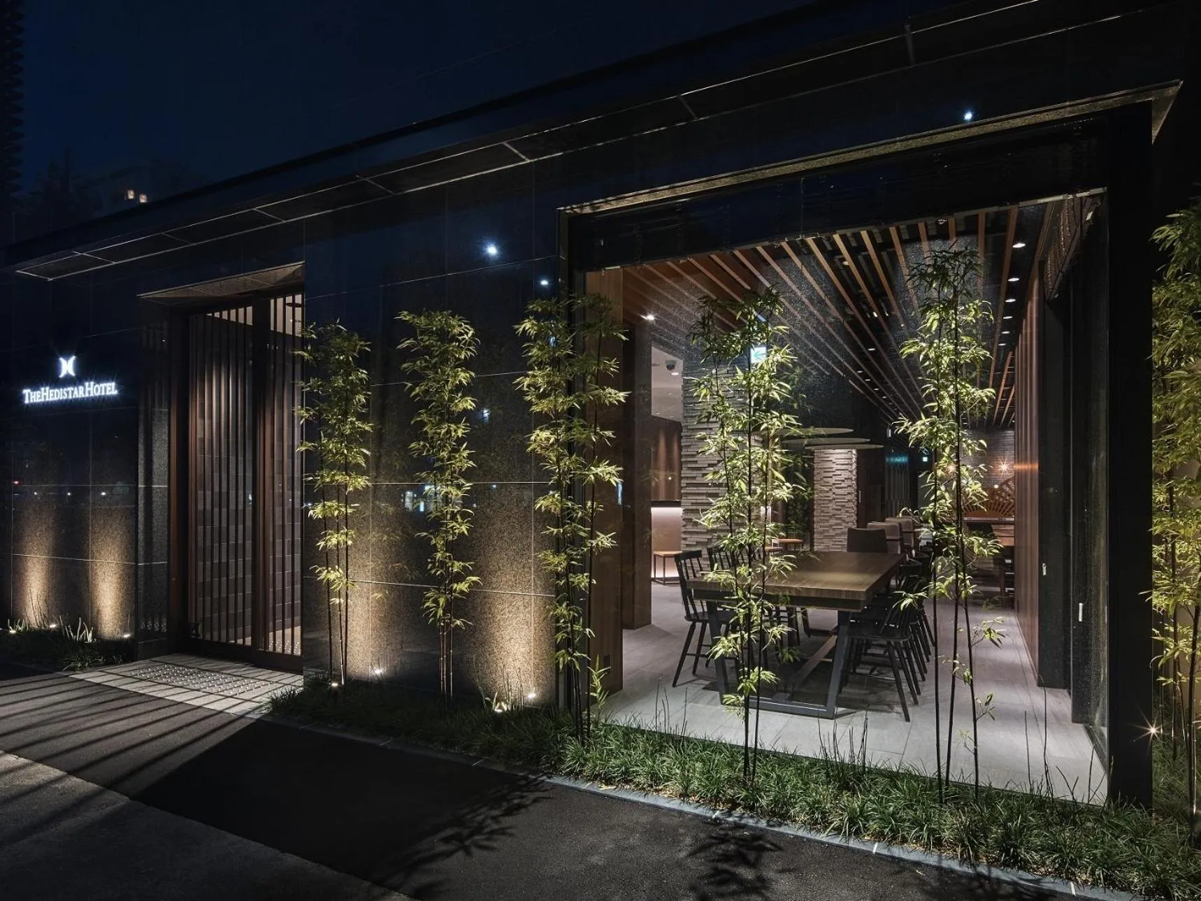 Facade/entrance in The Hedistar Hotel Kyoto Nijo Comic & Books