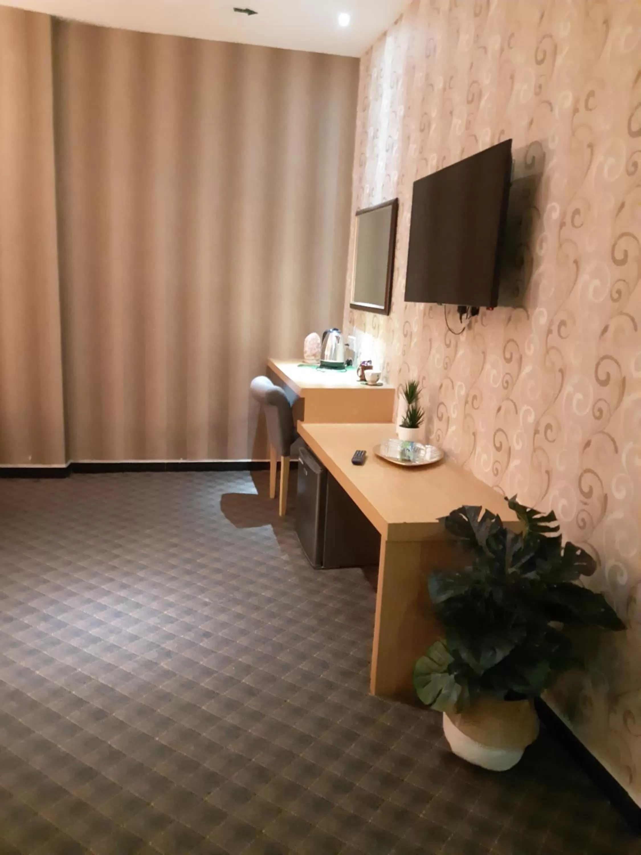 Grandeur Hotel And Spa