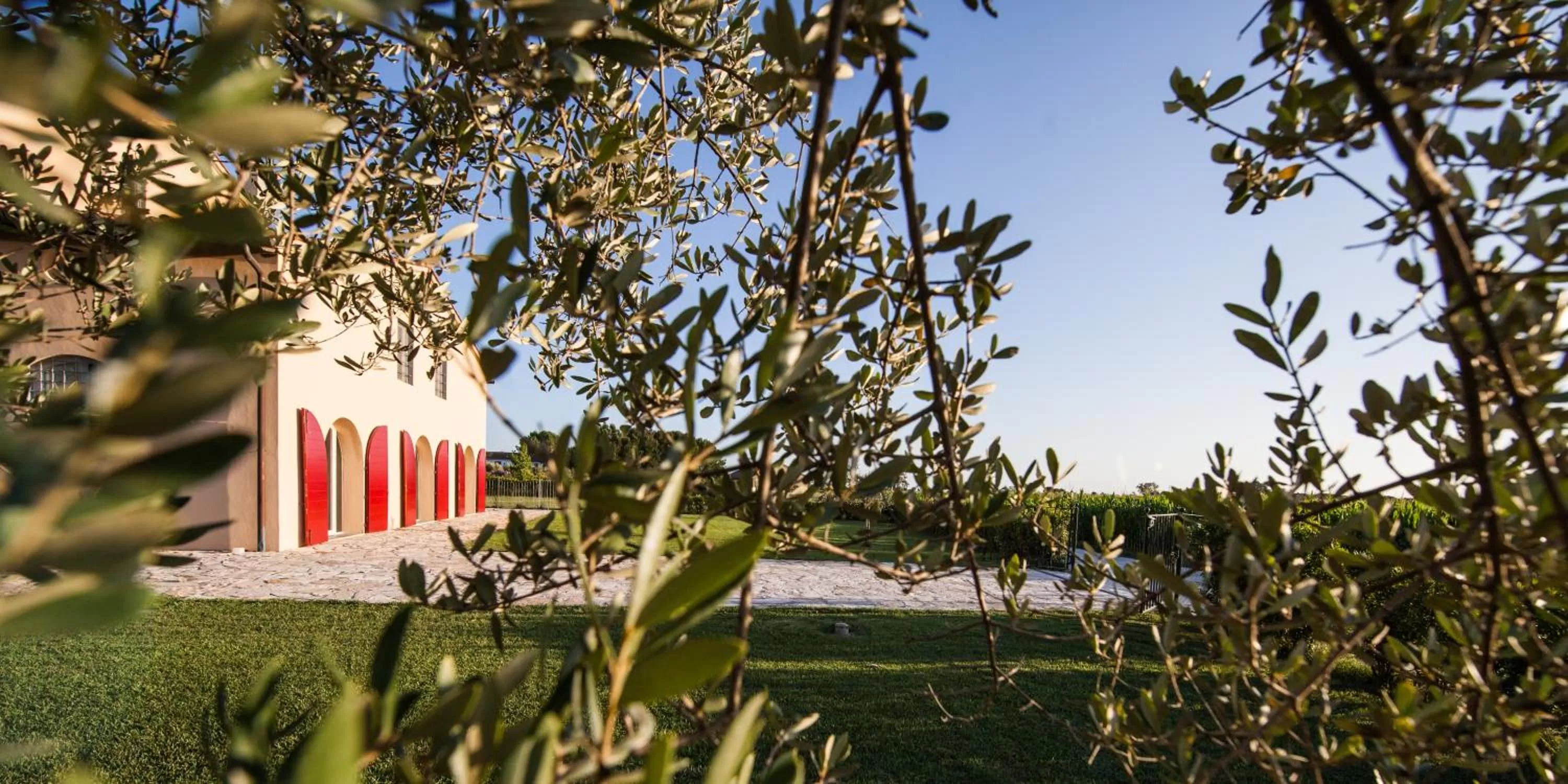 Property building in Cascina Canova