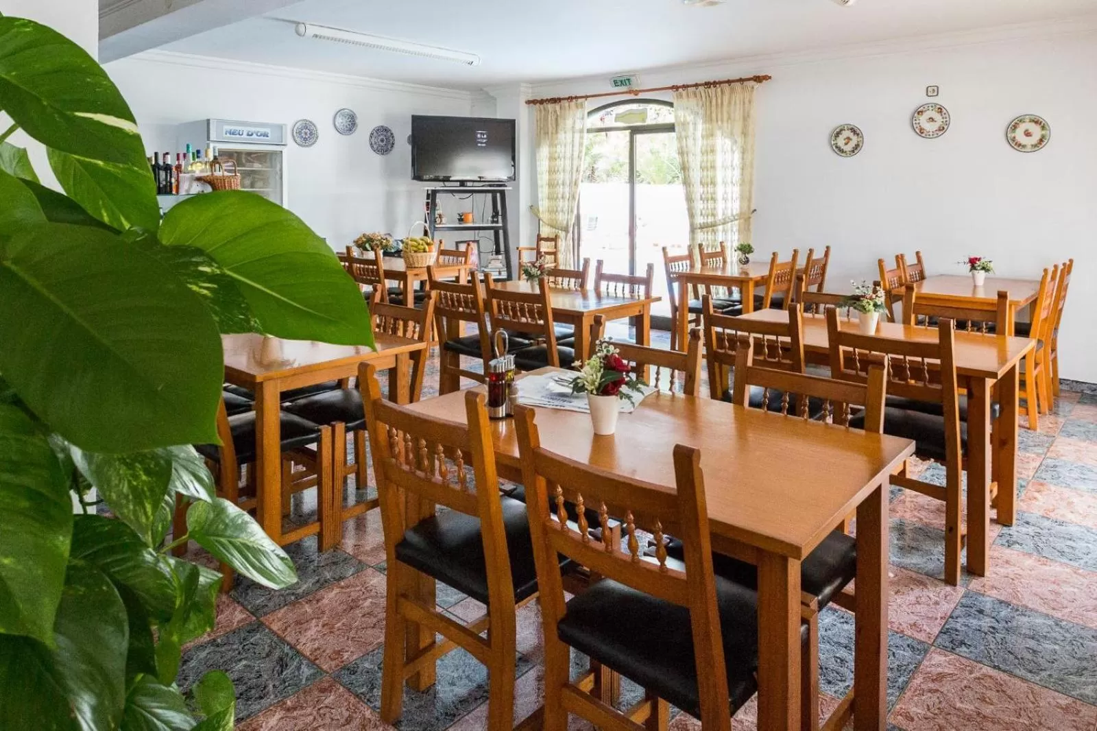 Restaurant/Places to Eat in Bella Maria Apartments